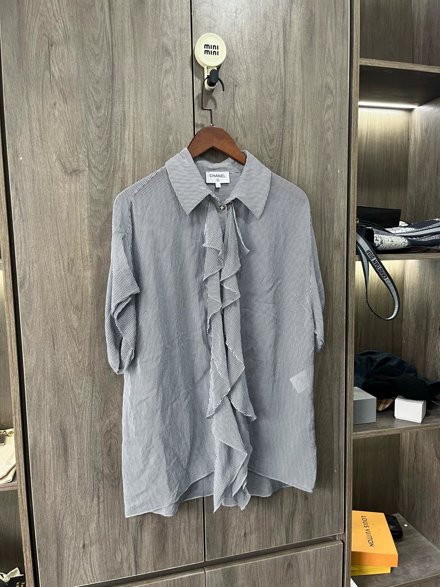 Chanel Chanel Striped Ruffle Blouse IT 42 Size M / US 6-8 / IT 42-44 - 6 Thumbnail