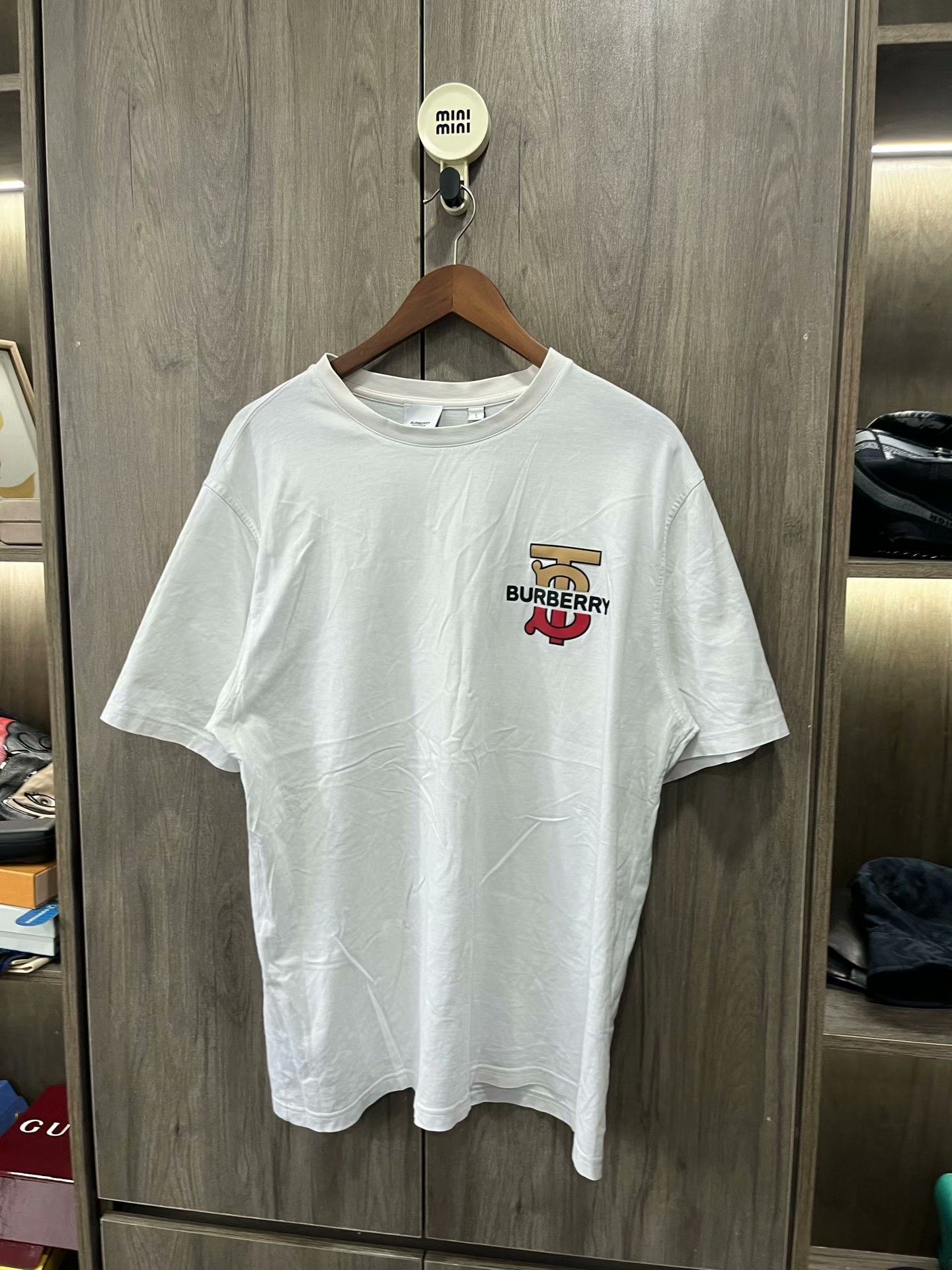 Burberry Burberry TB Monogram Logo T-Shirt Size L Size US L / EU 52-54 / 3 - 3 Thumbnail