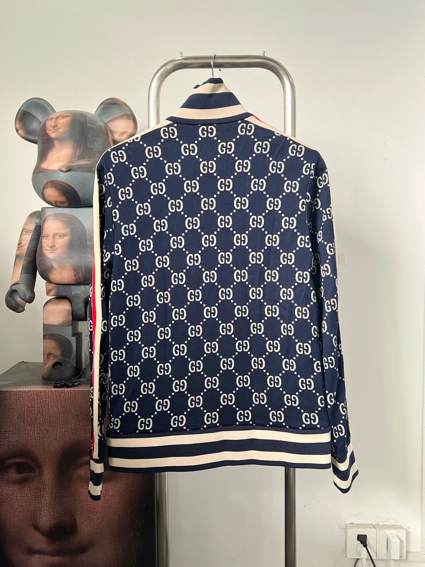 Gucci Gucci Jacket L Women Size L / US 10 / IT 46 - 2 Thumbnail