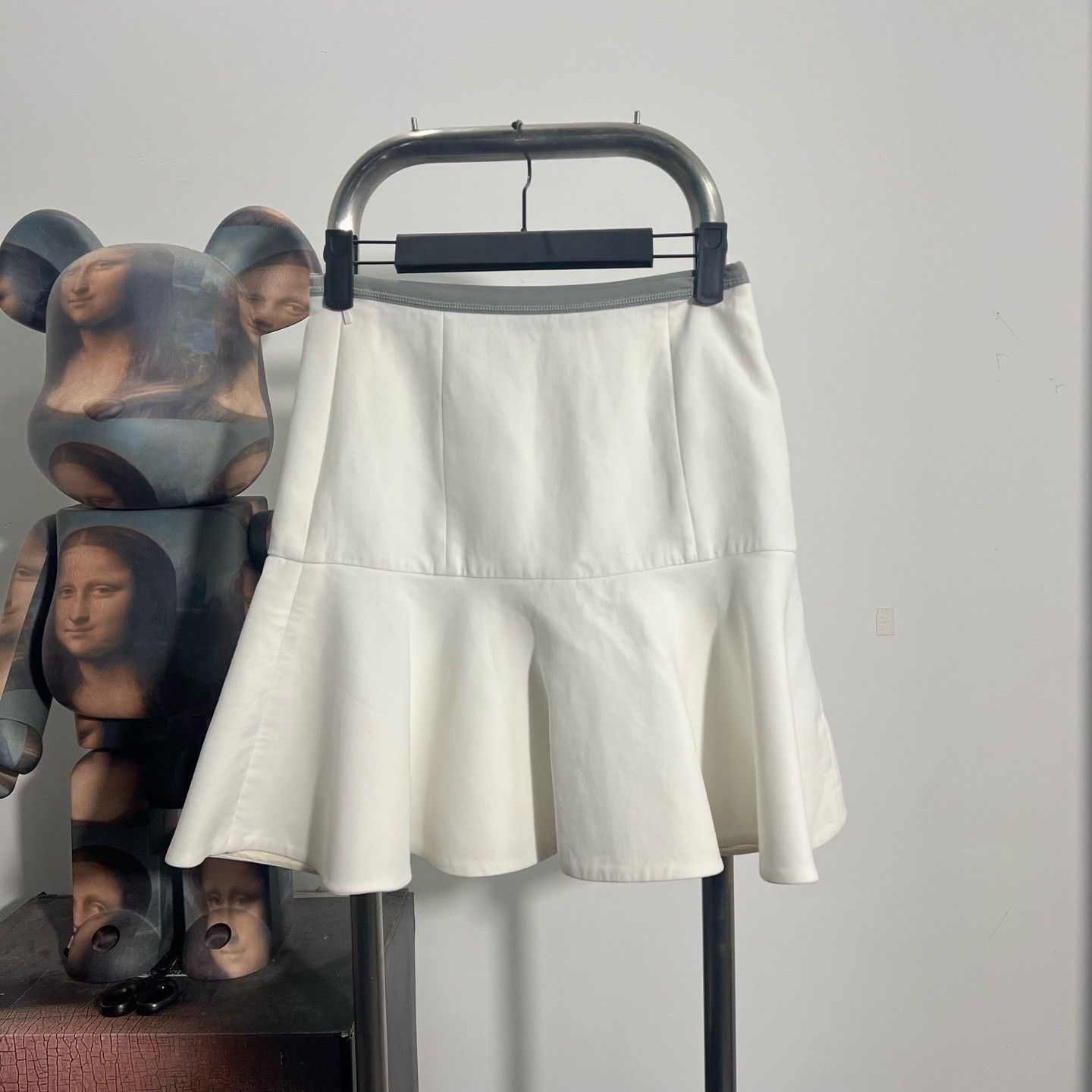 Fendi Fendi White Skirt 26 Women Size 26" / US 2 / IT 38 - 2 Thumbnail