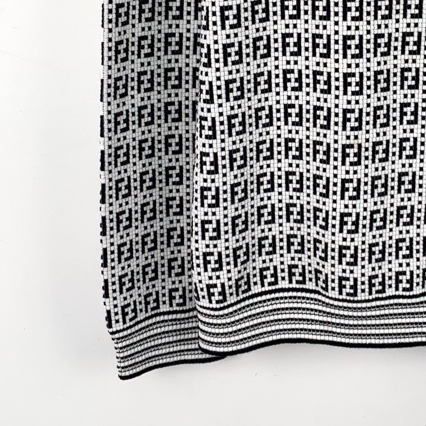 Fendi Fendi FF Monogram Interlace Knit Sweater 48 Size US M / EU 48-50 / 2 - 4 Thumbnail