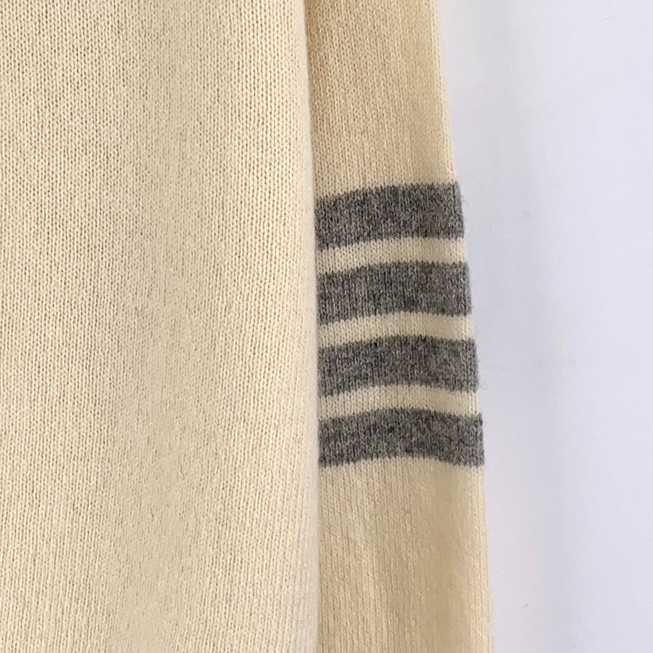 Thom Browne Thom Browne 4-Bar Wool Crewneck Sweater Size 2 Size US M / EU 48-50 / 2 - 4 Thumbnail