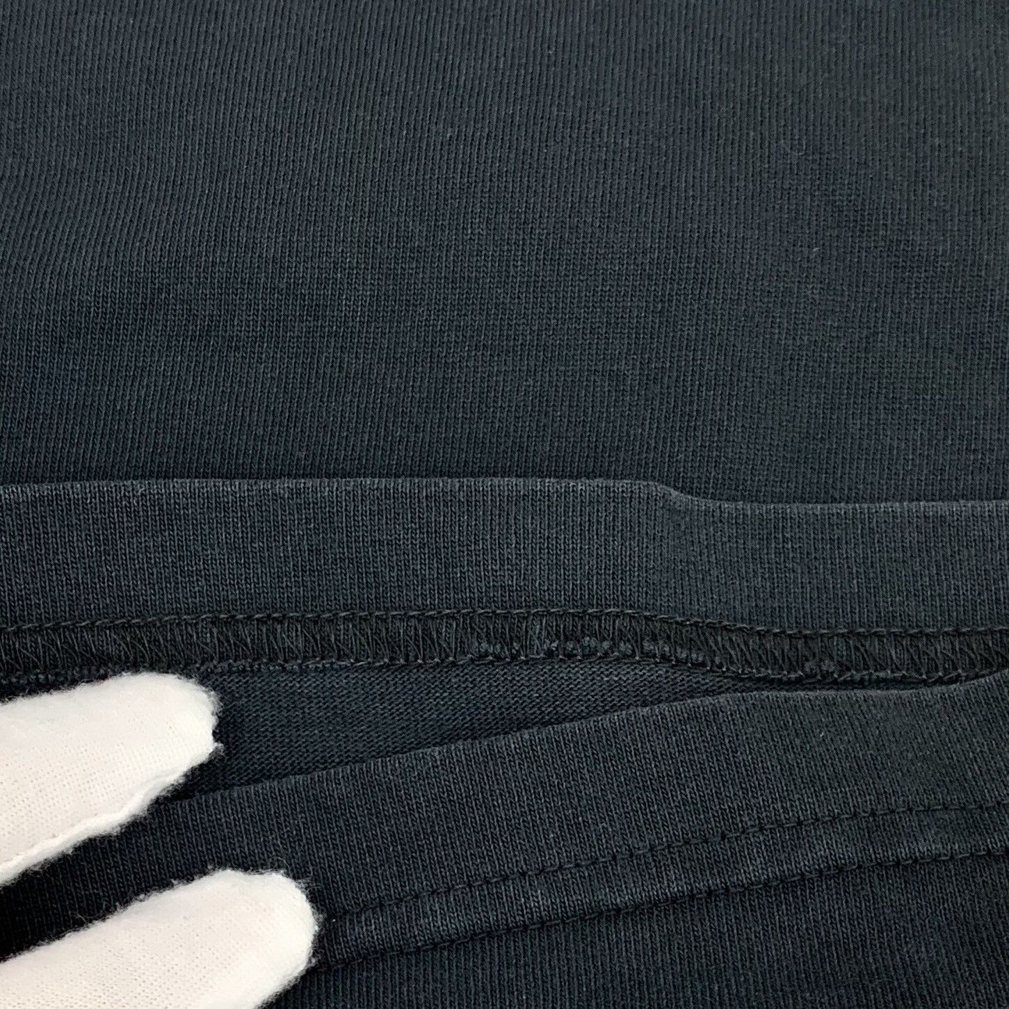 Louis Vuitton Louis Vuitton Staples Edition Cotton T-Shirt XL Size US XL / EU 56 / 4 - 9 Thumbnail