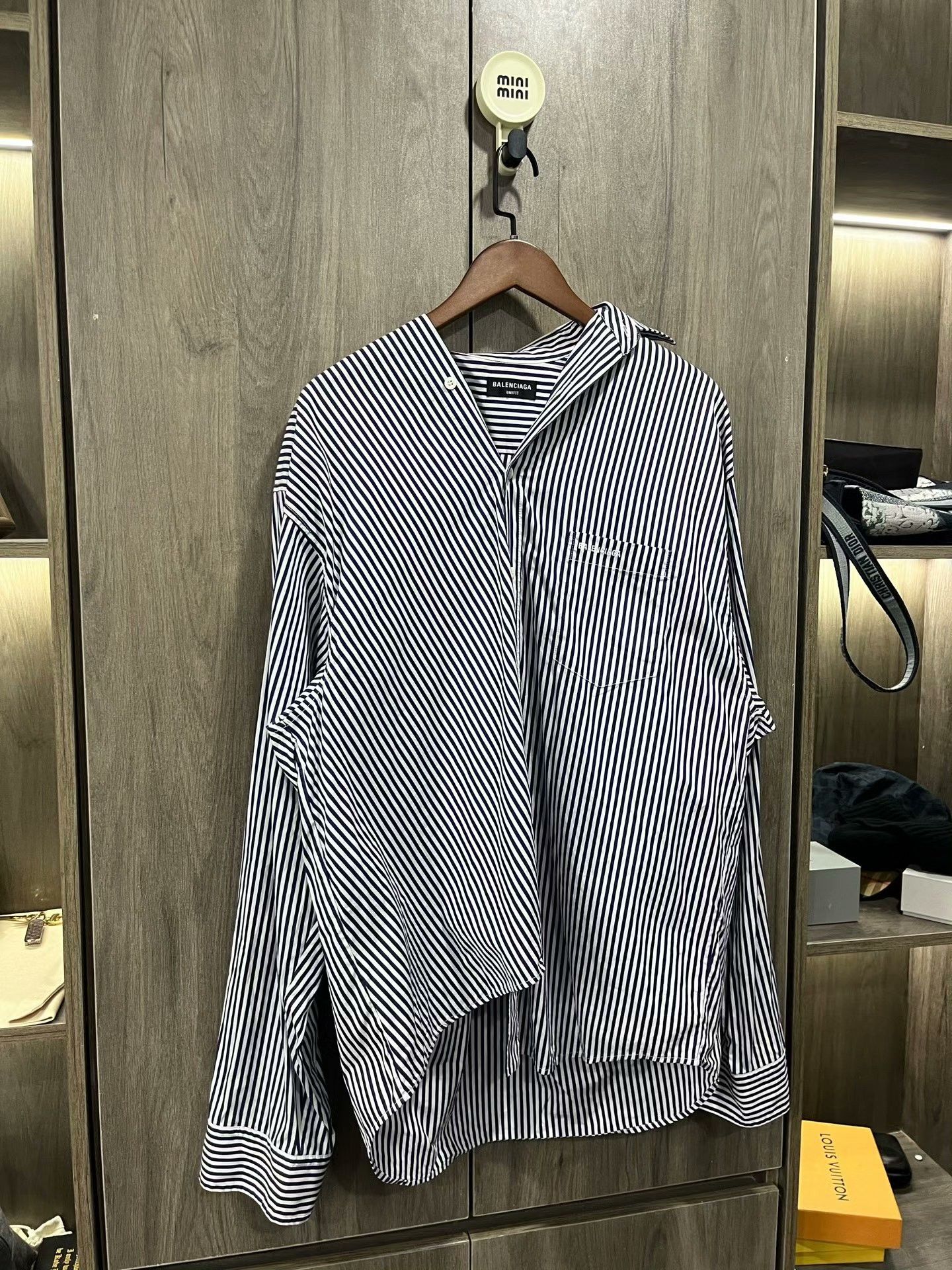 Balenciaga Balenciaga Striped Button Up Shirt US XXS Size US XXS / EU 40 - 6 Thumbnail