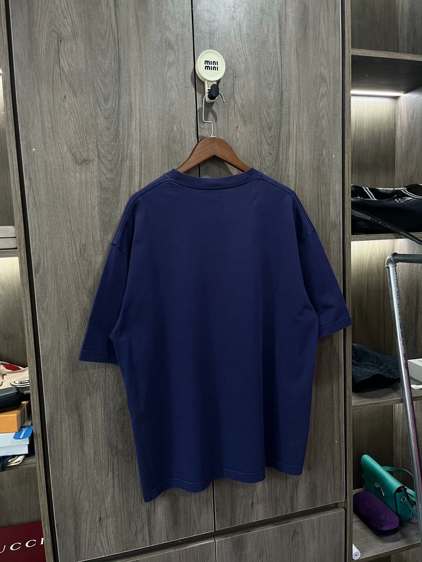 Balenciaga Balenciaga FREE Embroidered T-Shirt Size S Size US S / EU 44-46 / 1 - 3 Thumbnail