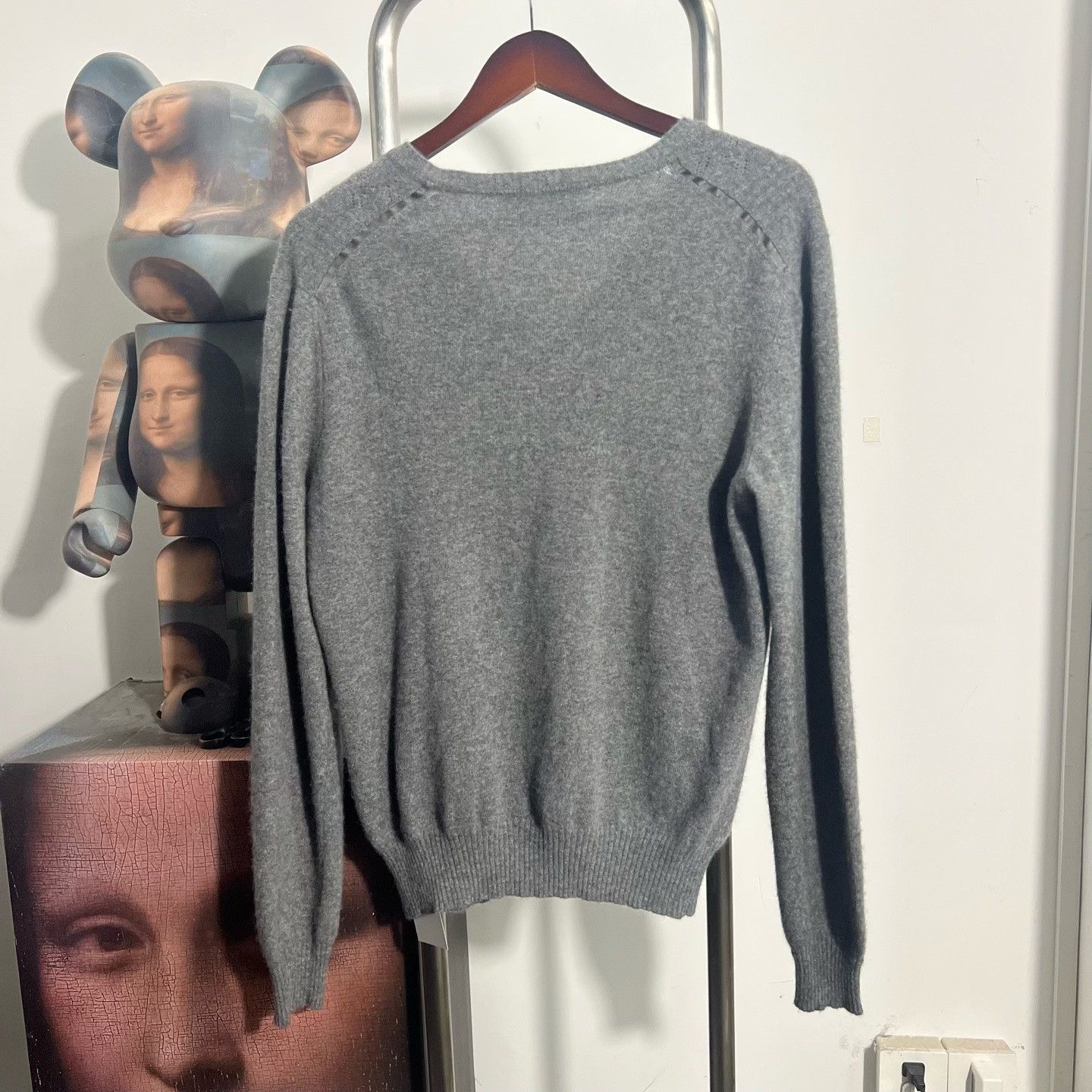 Louis Vuitton Louis Vuitton Knit Wool Sweater M Women Size M / US 6-8 / IT 42-44 - 2 Thumbnail