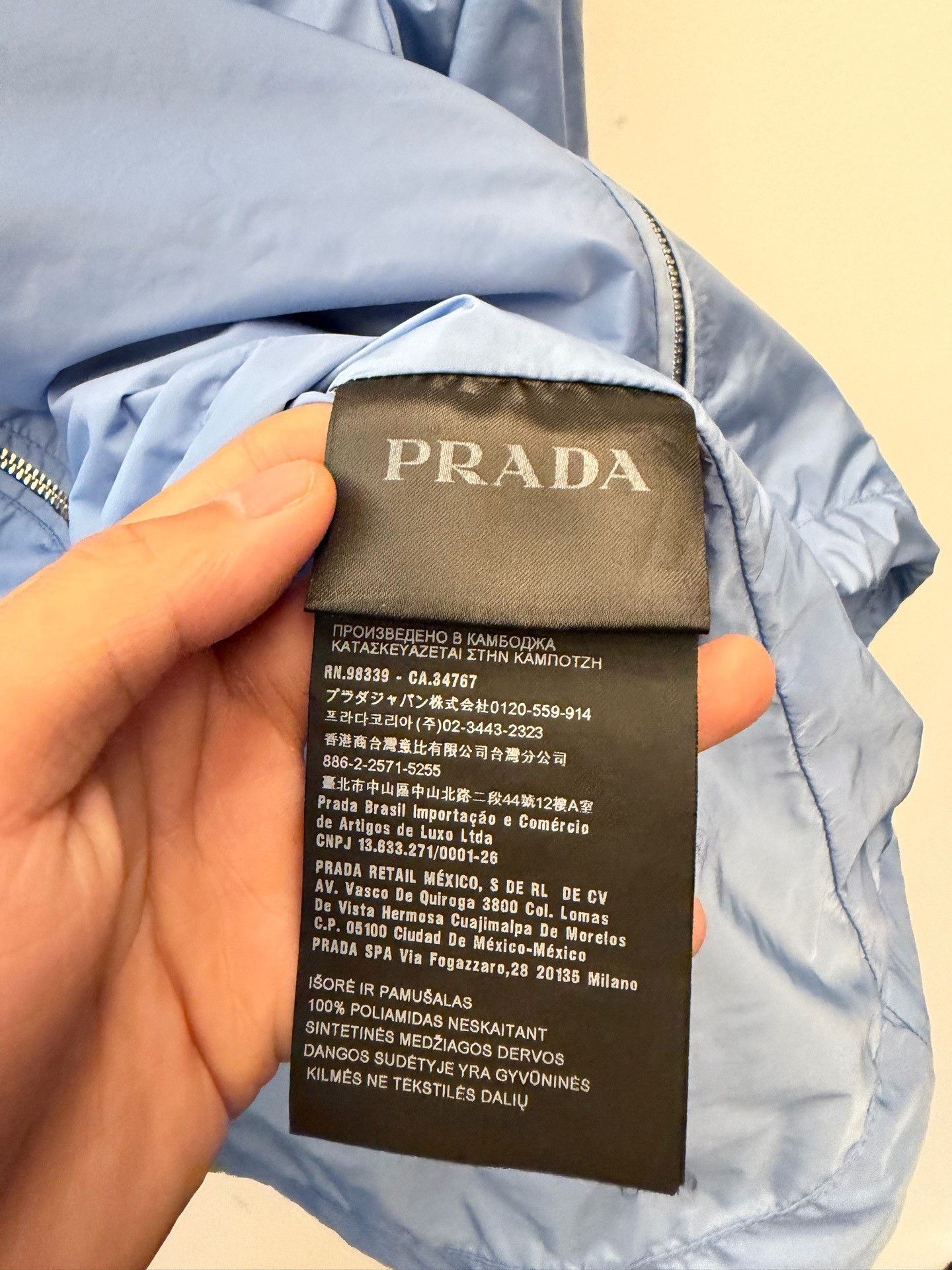 Prada Prada Triangle Logo Hooded Windbreaker 50 Size US M / EU 48-50 / 2 - 6 Thumbnail