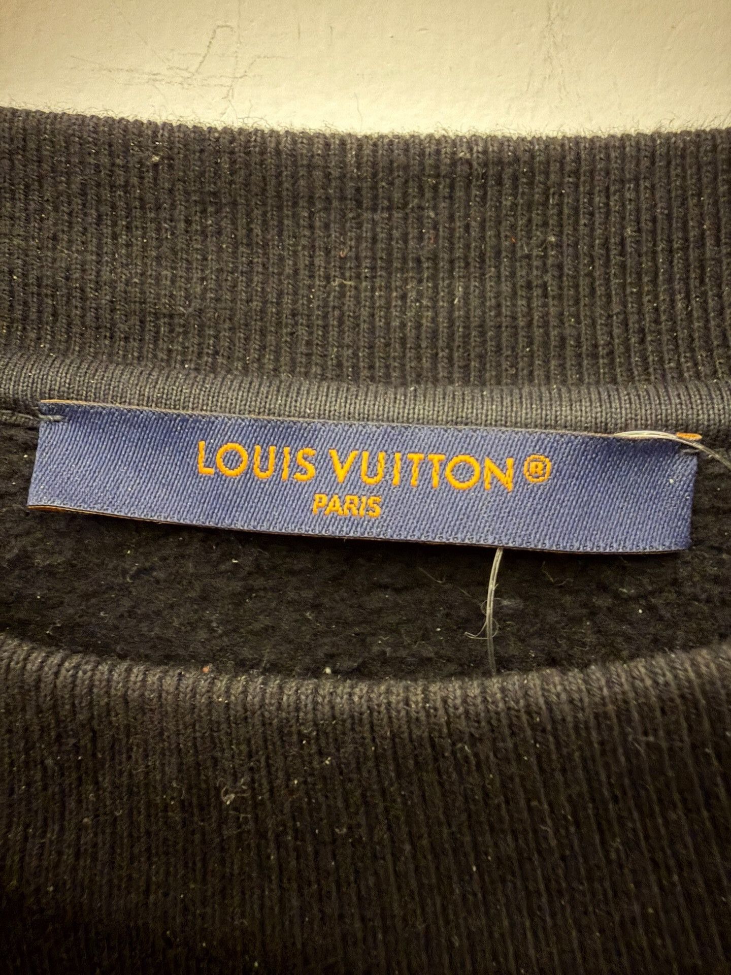 Louis Vuitton Louis Vuitton Owl Patch Sweatshirt Size L Size US L / EU 52-54 / 3 - 2 Thumbnail