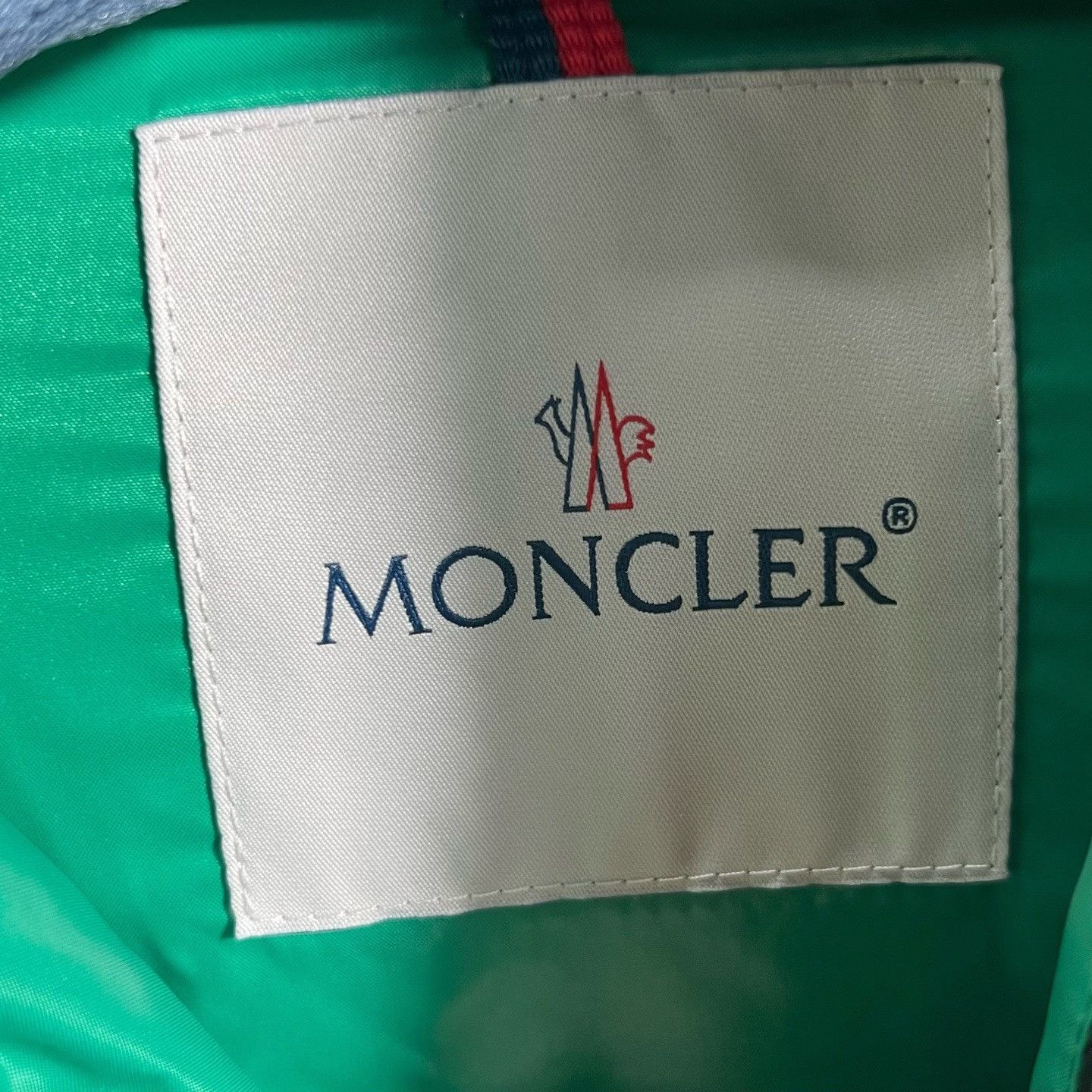 Moncler Moncler Down Camo Heavy Coat s Men Size US S / EU 44-46 / 1 - 3 Thumbnail