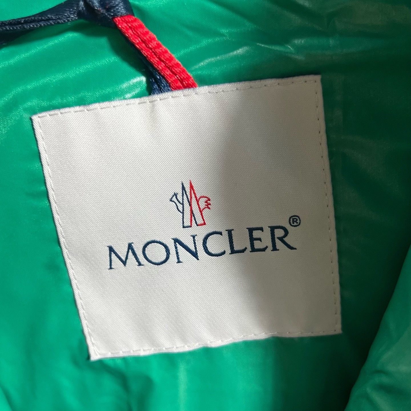 Moncler Moncler Down Camo Heavy Coat s Men Size US S / EU 44-46 / 1 - 3 Thumbnail
