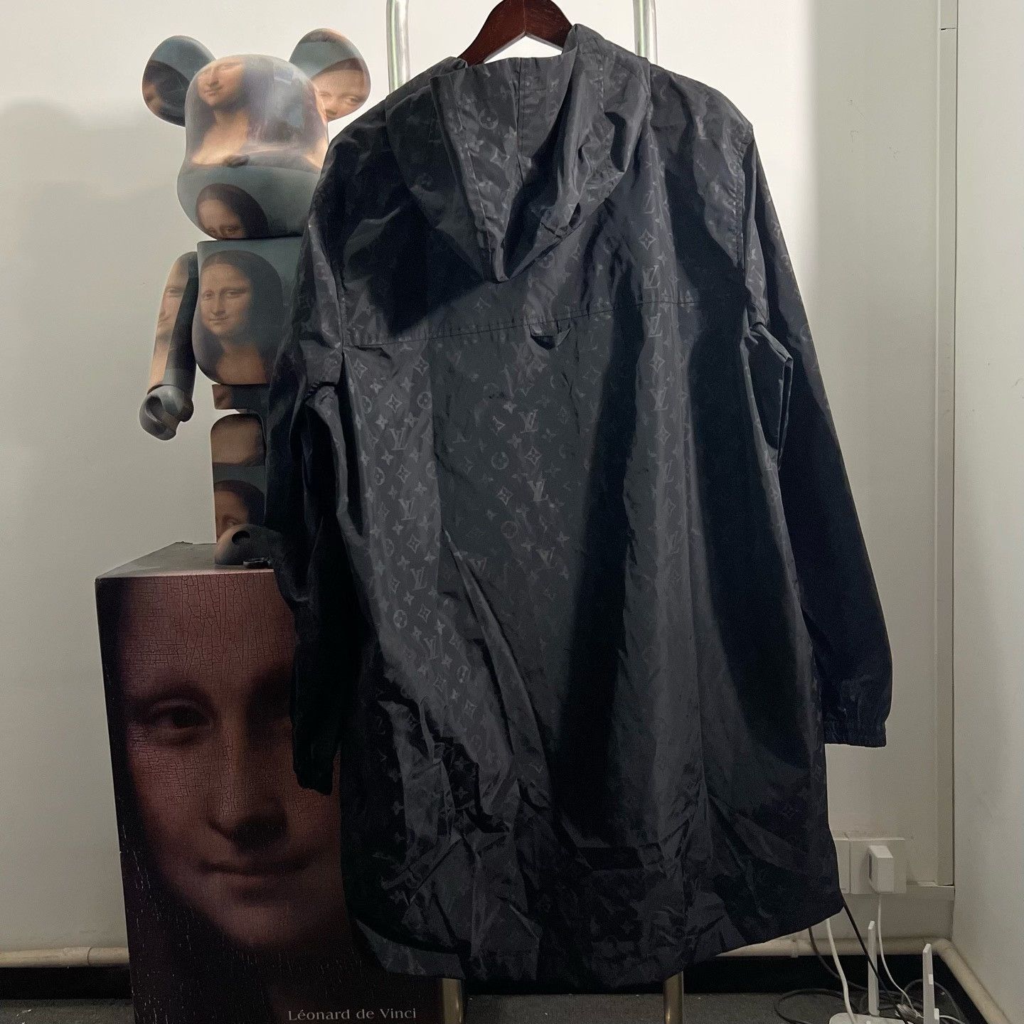 Louis Vuitton Louis Vuitton Long Light Jacket s Men Size US S / EU 44-46 / 1 - 2 Thumbnail