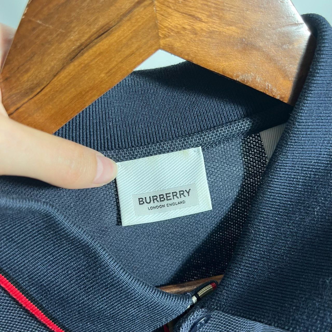 Burberry Burberry Embroidered Polo s Men Size US S / EU 44-46 / 1 - 3 Thumbnail