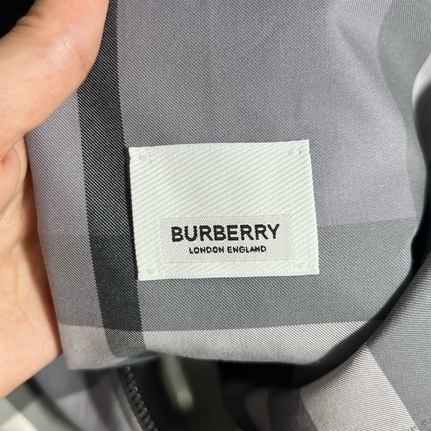 Burberry Burberry Plaid Jacket L Women Size L / US 10 / IT 46 - 3 Thumbnail