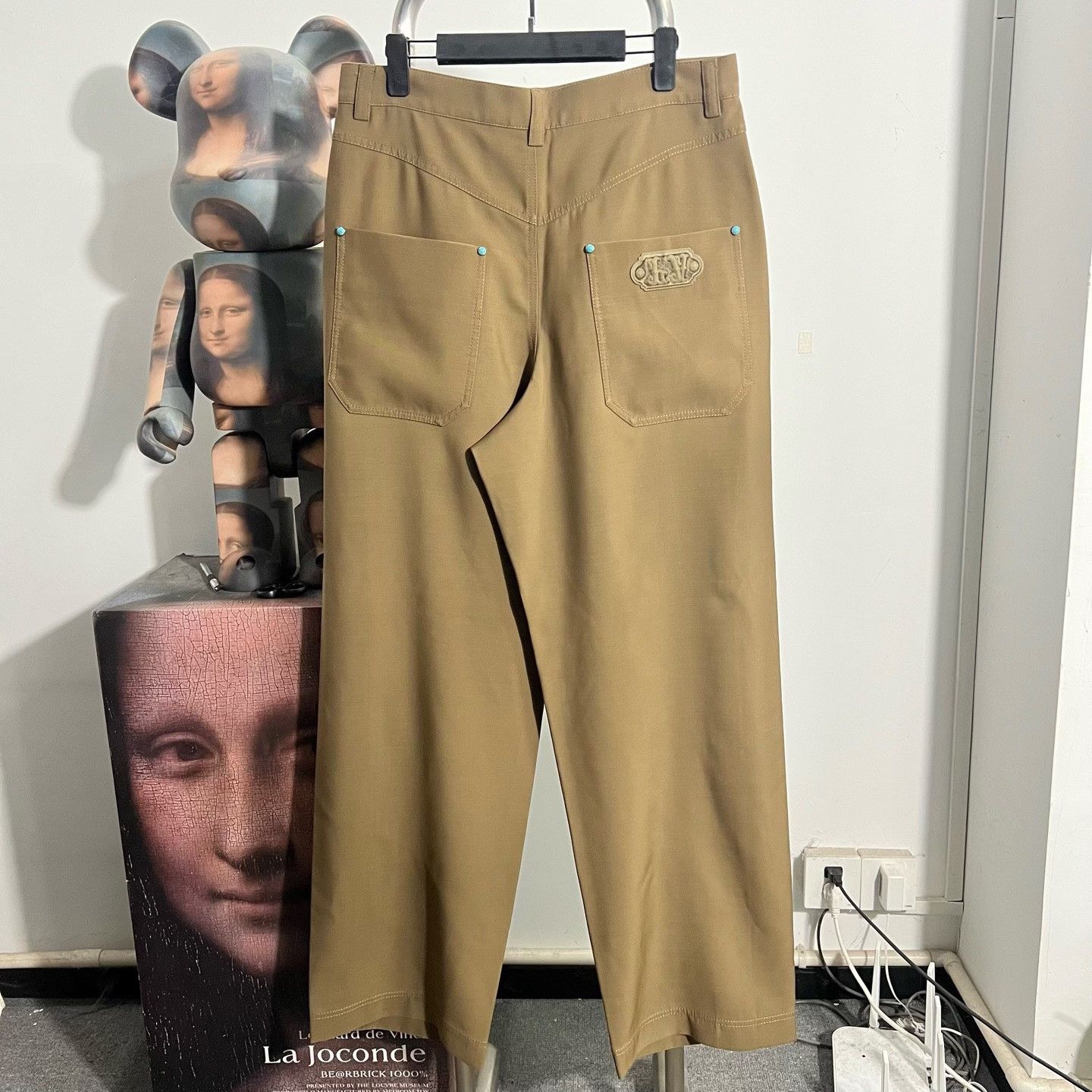 Louis Vuitton Louis Vuitton Green Casual Pants 36 Men Size US 36 / EU 52 - 2 Thumbnail