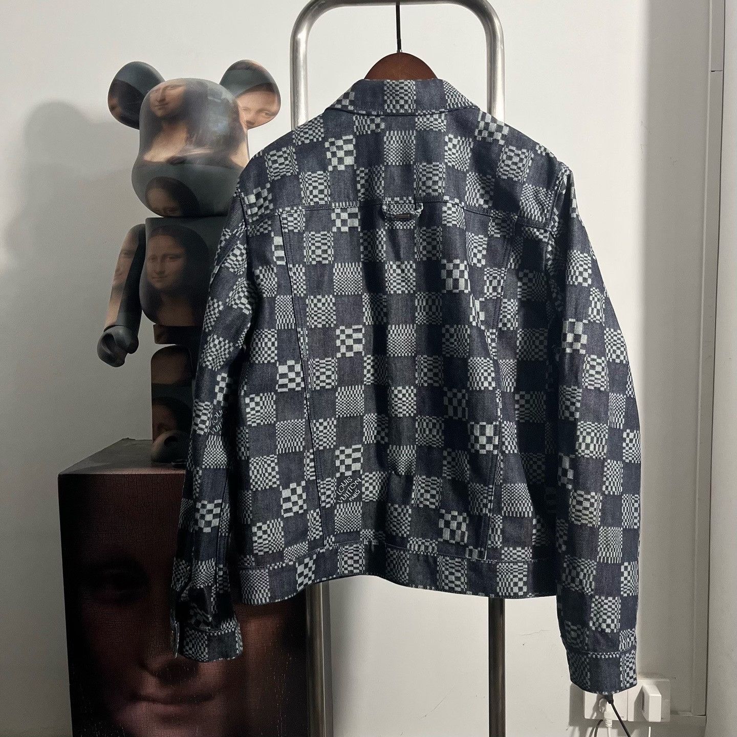 Louis Vuitton Louis Vuitton Denim Jacket XL Women Size XL / US 12-14 / IT 48-50 - 2 Thumbnail