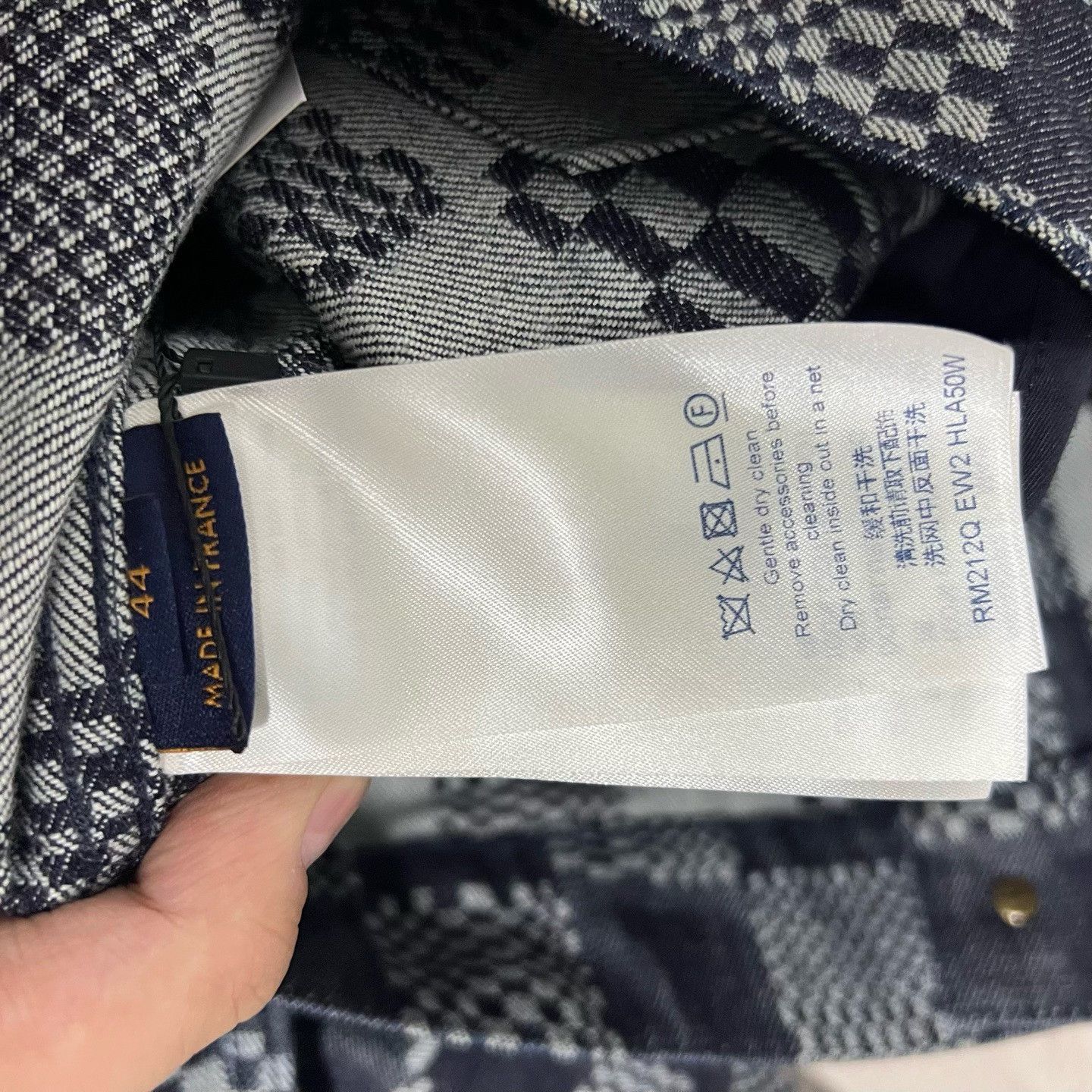 Louis Vuitton Louis Vuitton Denim Jacket XL Women Size XL / US 12-14 / IT 48-50 - 4 Thumbnail