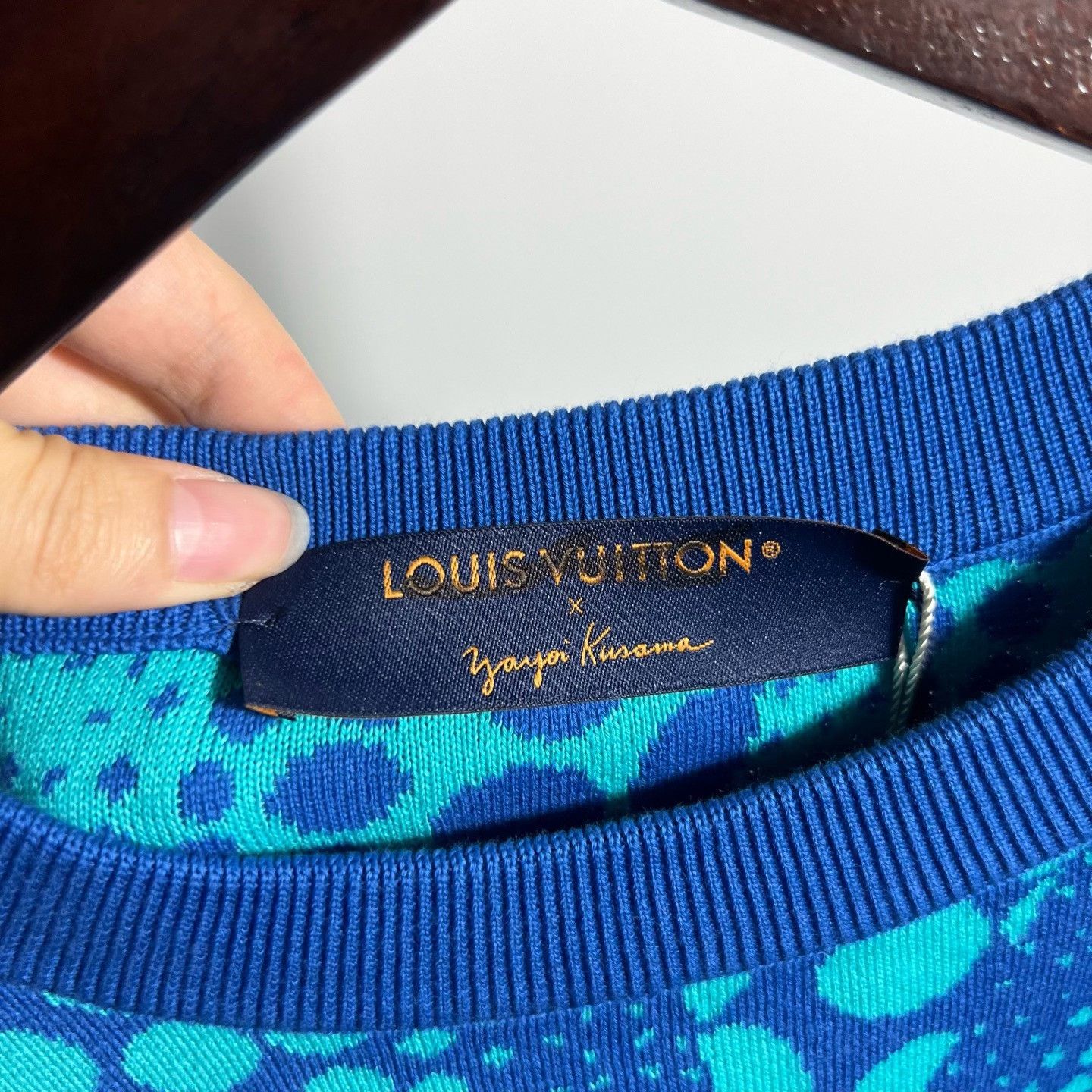 Louis Vuitton Louis Vuitton Knit Sweater l Men Size US L / EU 52-54 / 3 - 3 Thumbnail