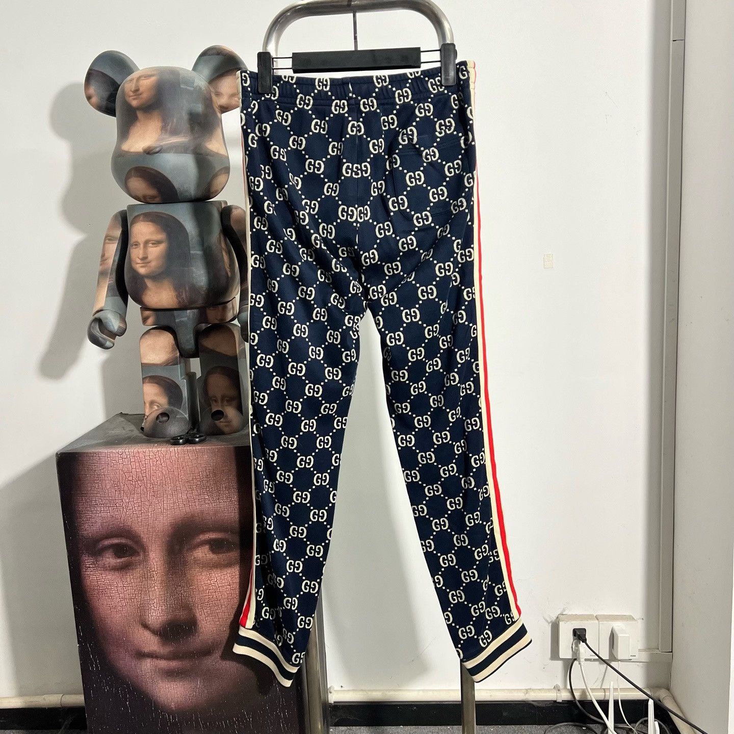 Gucci Gucci Pants 28 Women Size 28" / US 6 / IT 42 - 2 Thumbnail