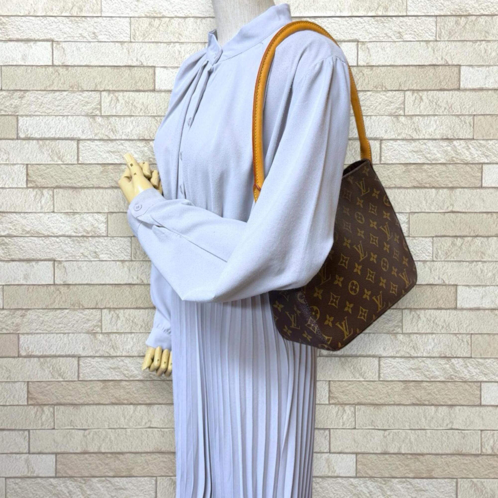 Louis Vuitton Louis Vuitton Looping MM Monogram Shoulder Bag, Canvas M51146 Brown, Women's LOUIS VUITTON Size ONE SIZE - 2 Thumbnail