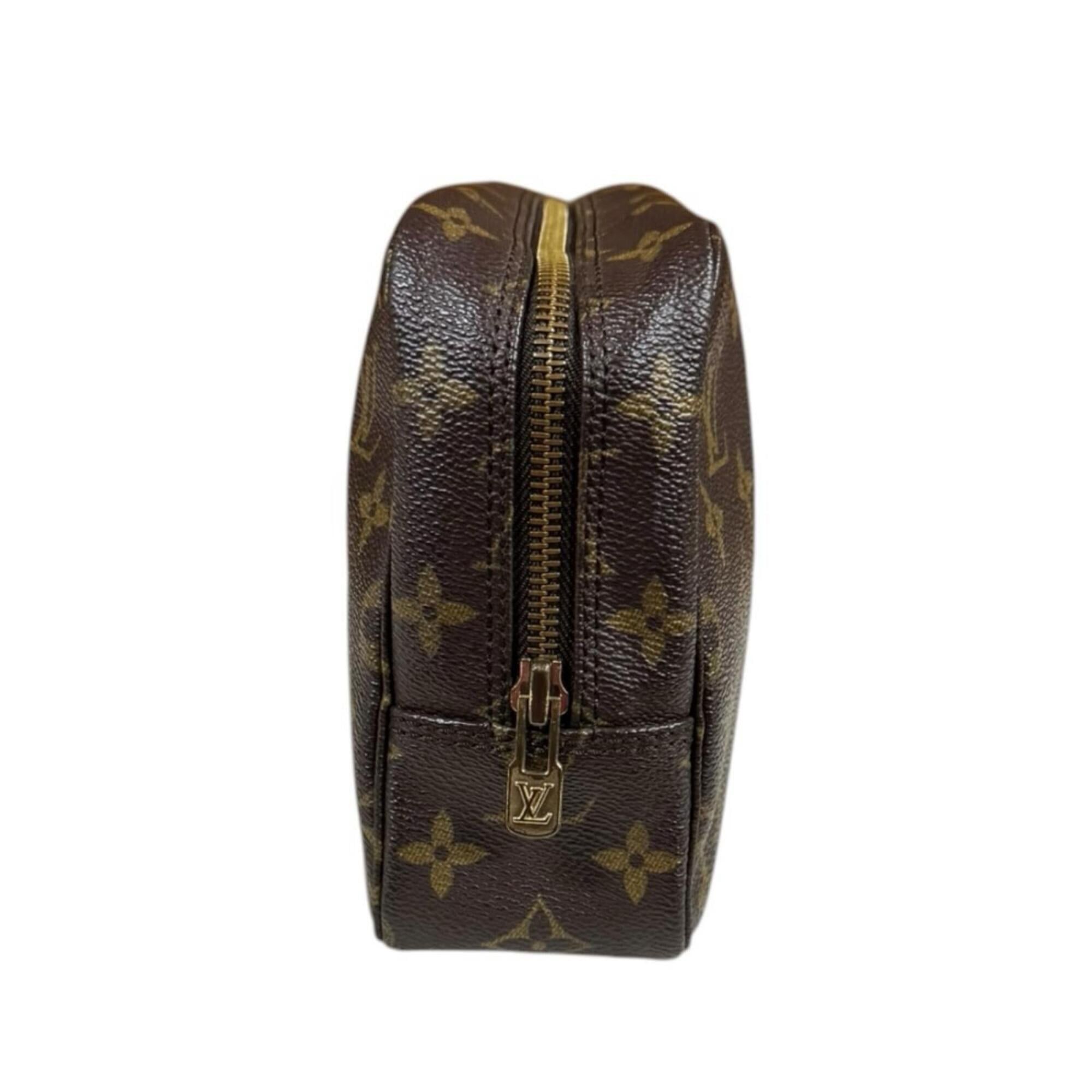 Louis Vuitton Louis Vuitton Trousses Toilette 23 Monogram Handbag Pouch Canvas M47524 Women's LOUIS VUITTON Size ONE SIZE - 3 Thumbnail