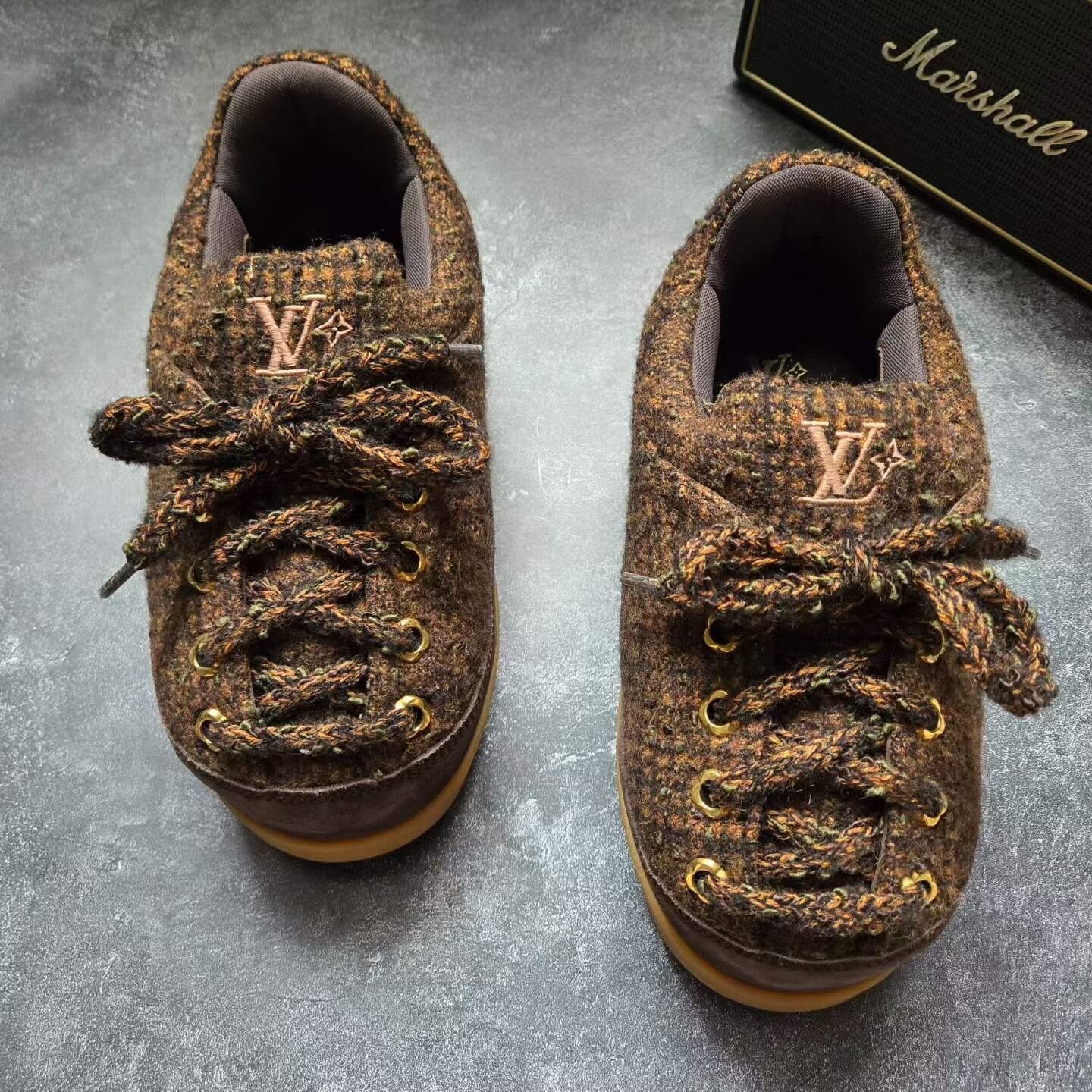 Louis Vuitton Louis Vuitton Nigo Yeti Runner Sneaker Size US 9 / EU 42 - 2 Thumbnail