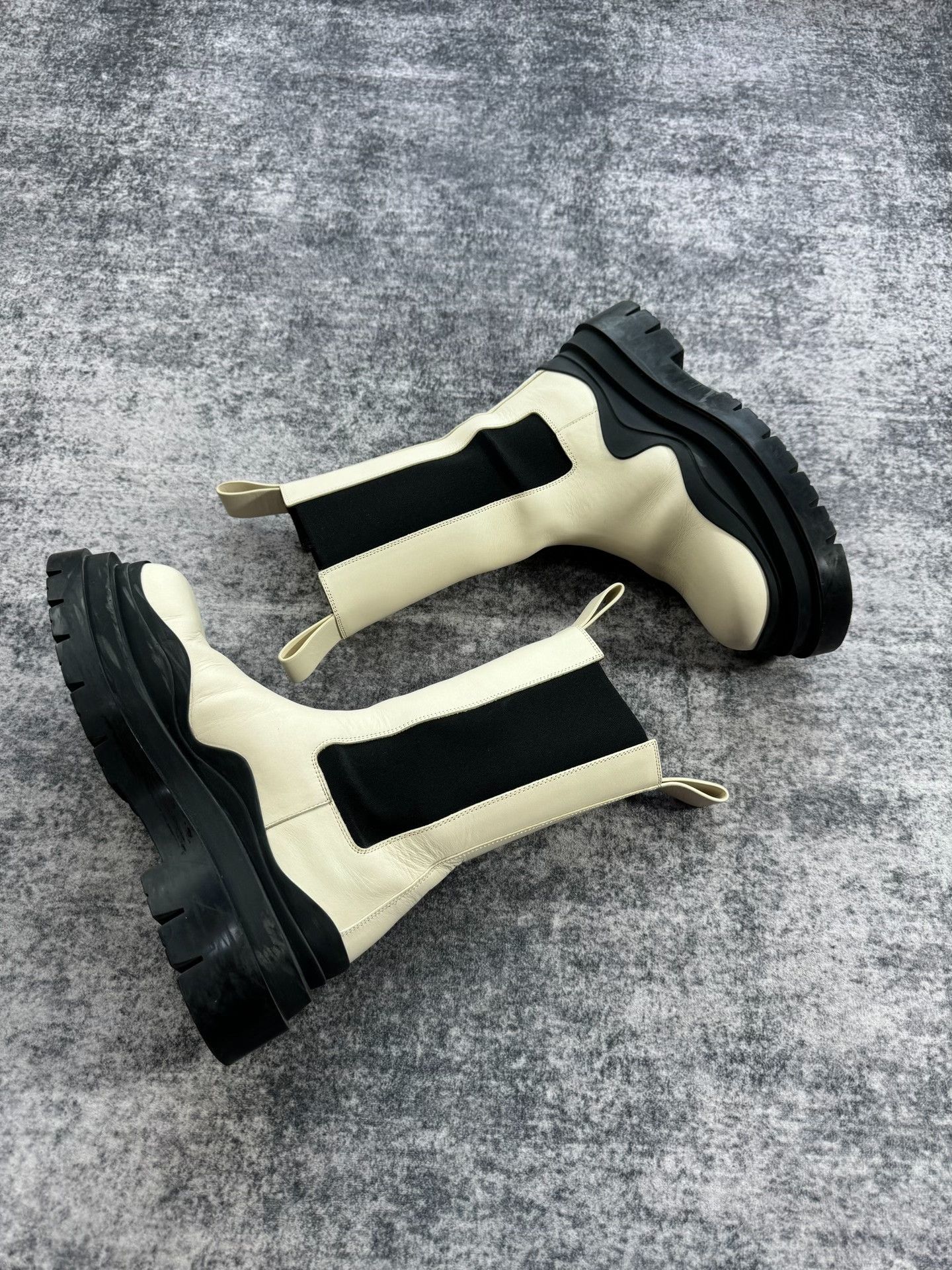 Bottega Veneta Bottega Veneta Milk White Knee-High Boots Size US 6 / IT 36 - 4 Thumbnail