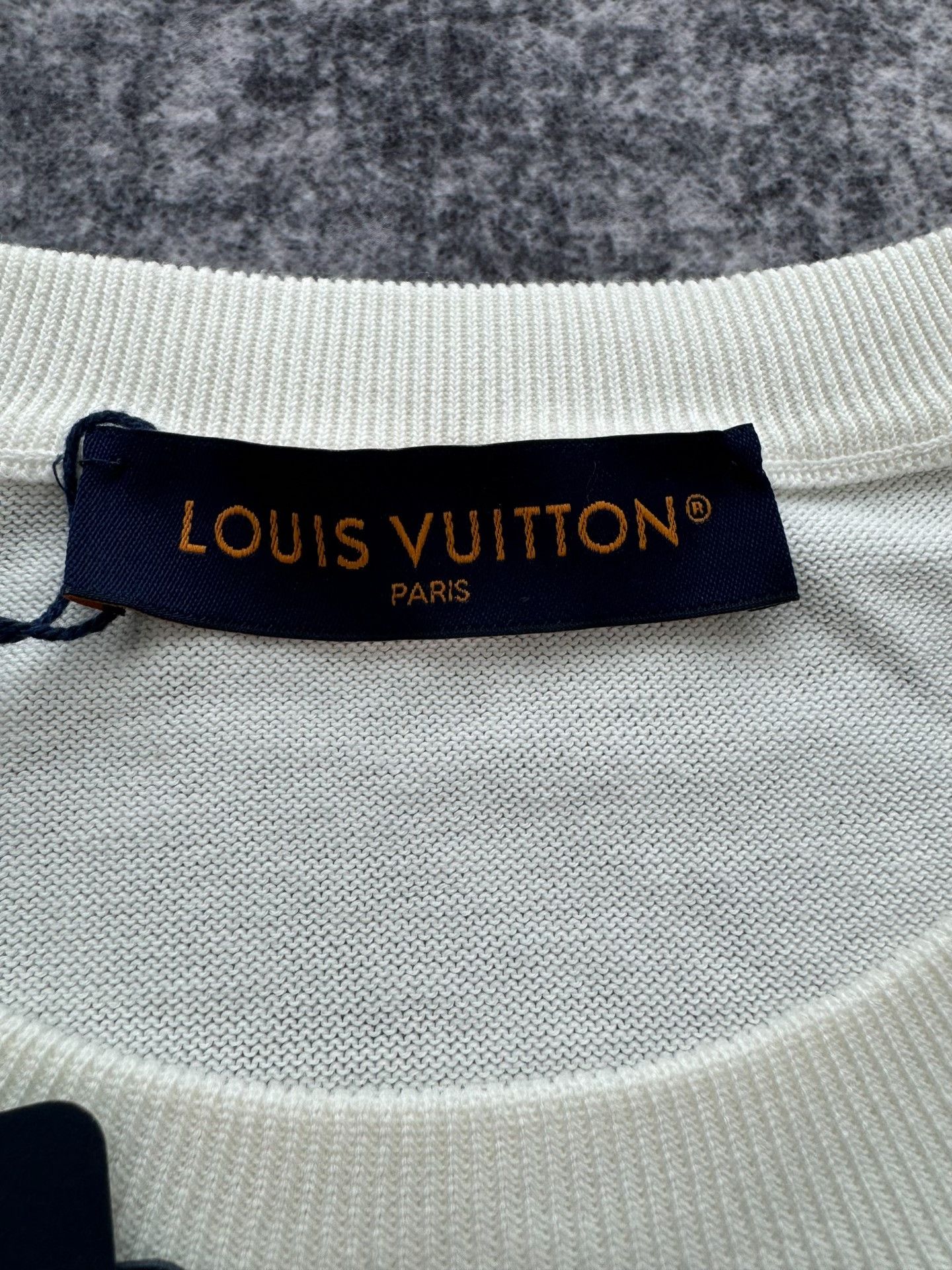Louis Vuitton Louis Vuitton White Knit Short-Sleeve Top Size US XL / EU 56 / 4 - 3 Thumbnail