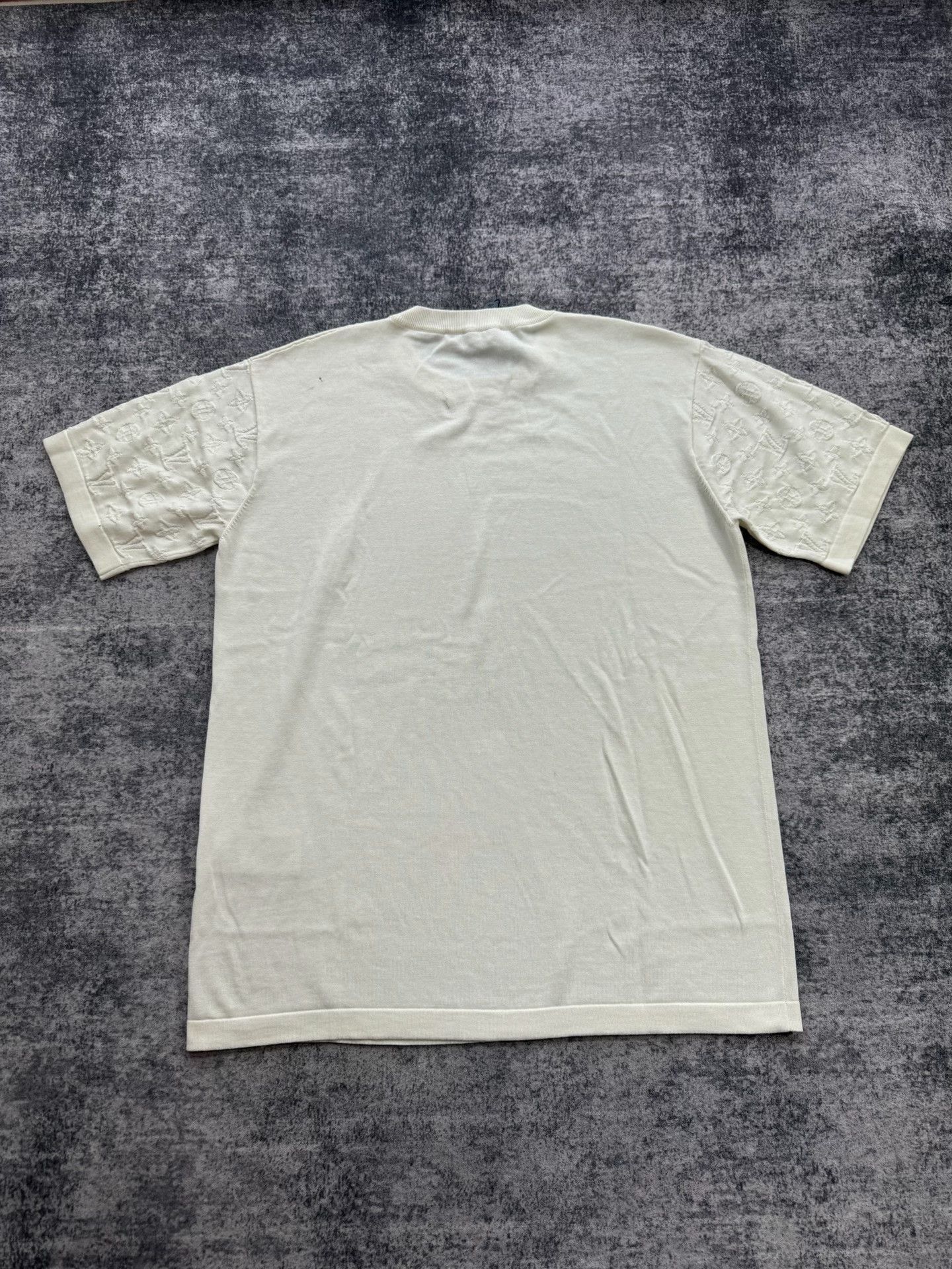 Louis Vuitton Louis Vuitton White Knit Short-Sleeve Top Size US XL / EU 56 / 4 - 2 Thumbnail