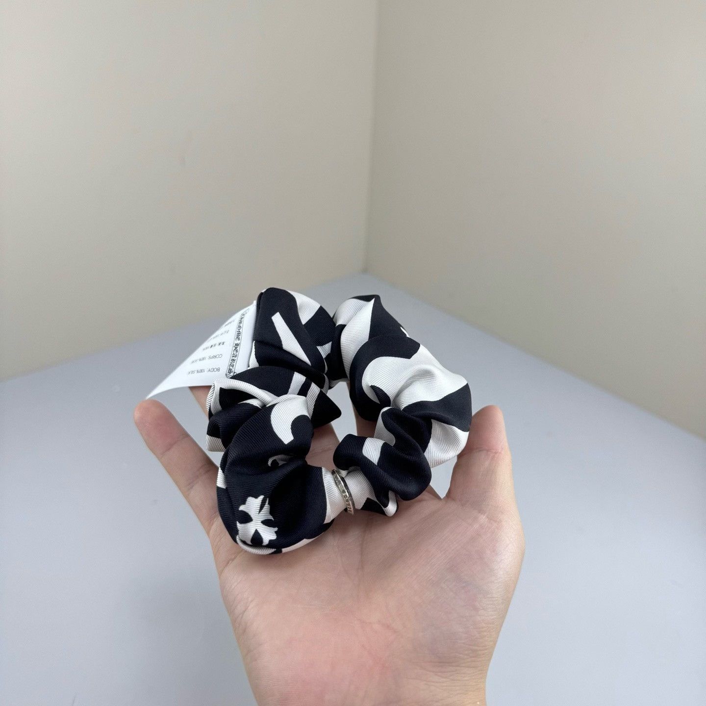 Chrome Hearts Chrome Hearts New Black White Print Scrunchie Size ONE SIZE - 5 Thumbnail
