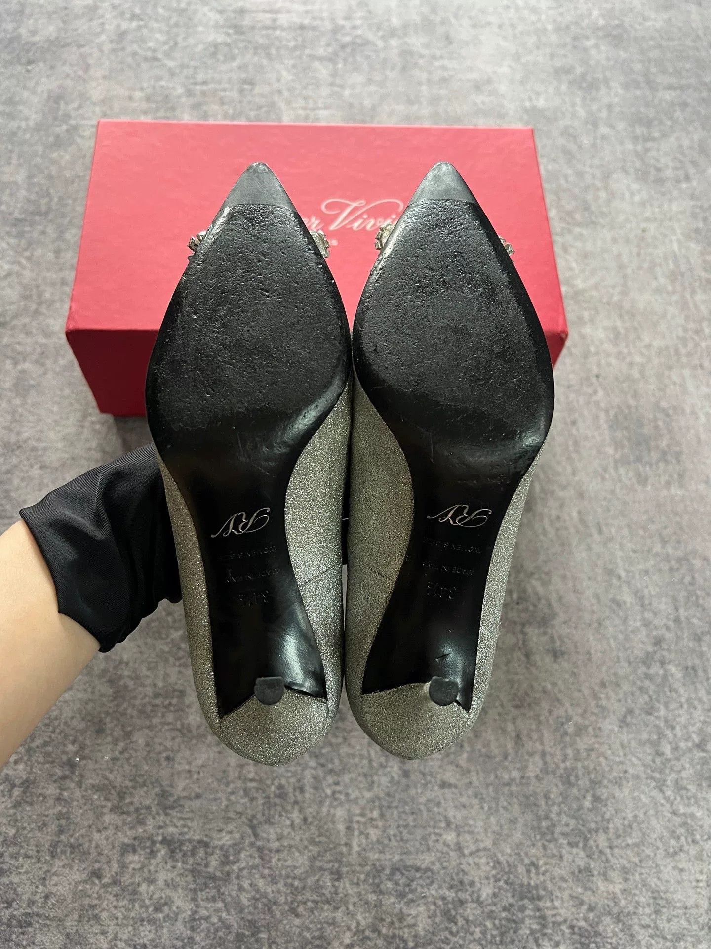 Roger Vivier Roger Vivier Crystal Buckle Shoes Size US 4 / IT 34 - 7 Thumbnail