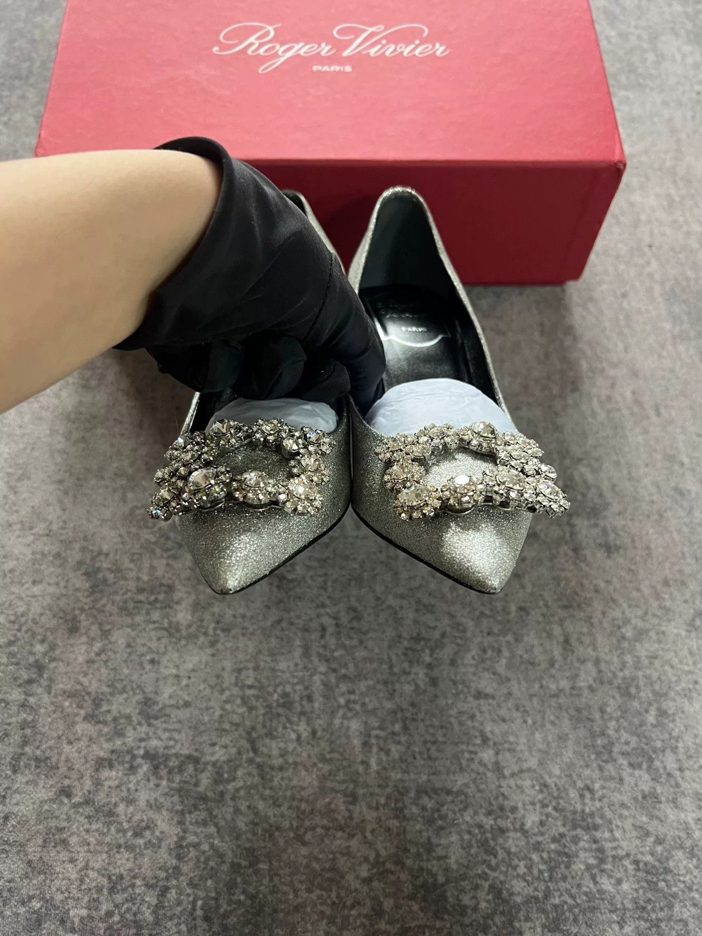 Roger Vivier Roger Vivier Crystal Buckle Shoes Size US 4 / IT 34 - 4 Thumbnail