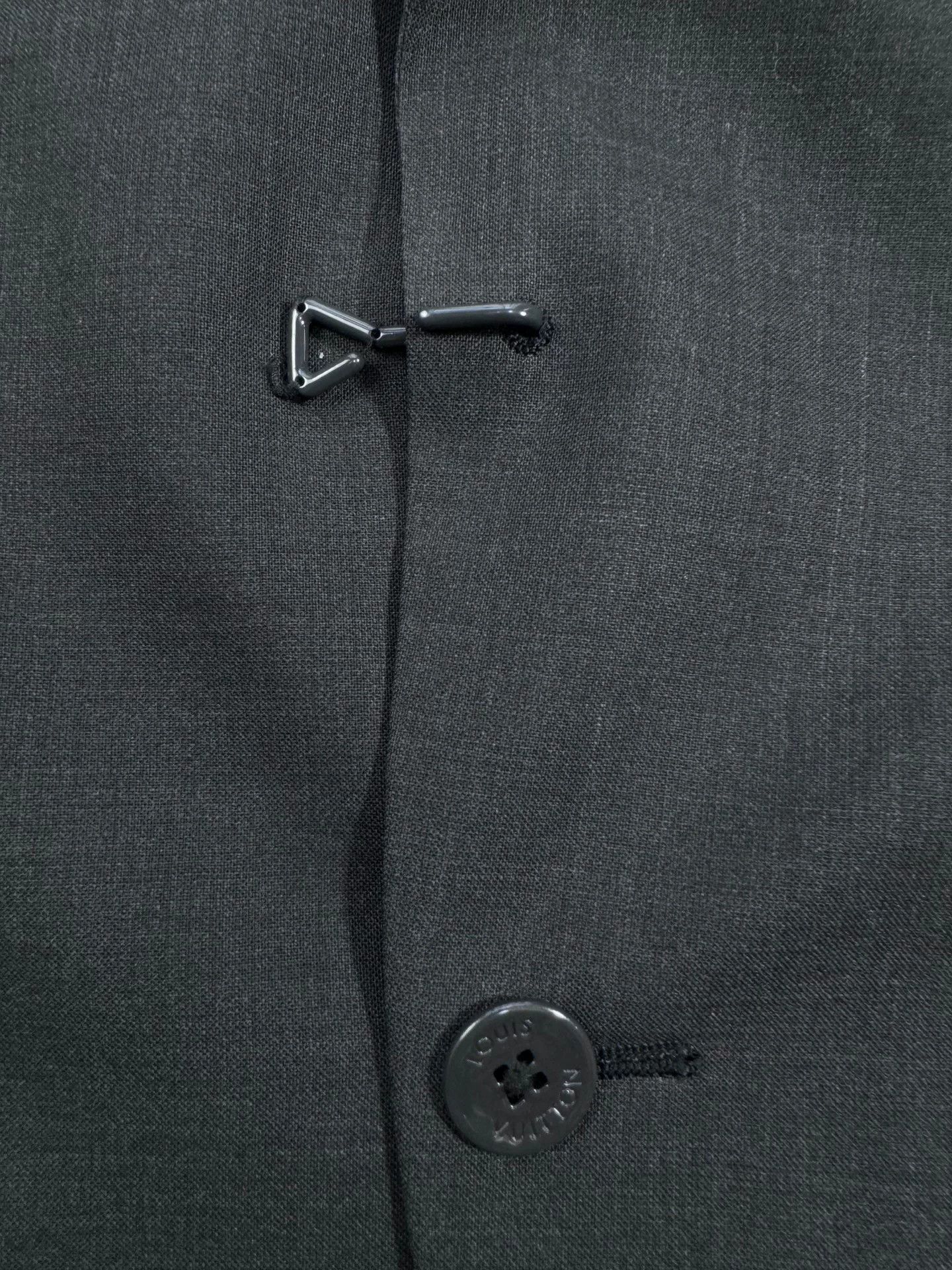 Louis Vuitton Louis Vuitton Single-Breasted Suit Size US M / EU 48-50 / 2 - 3 Thumbnail