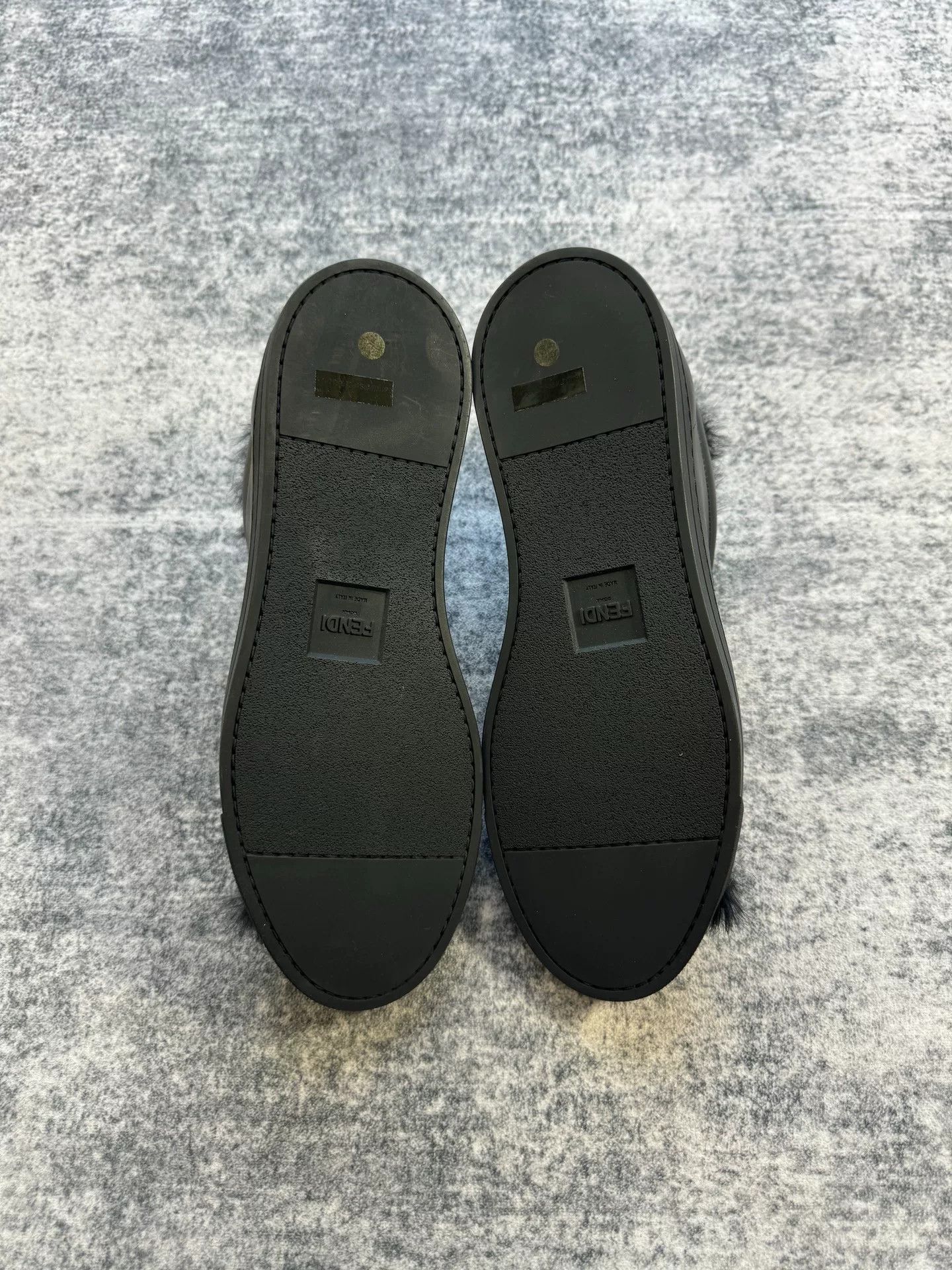 Fendi Fendi Leather Fur Rivet Sneakers Size US 9 / IT 39 - 7 Thumbnail
