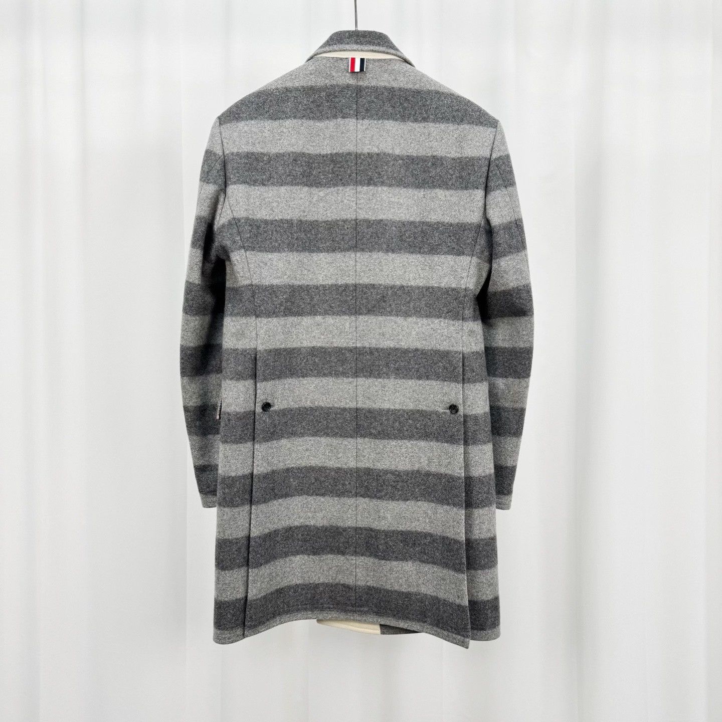 Thom Browne Thom Browne Wool Striped Shoulder Pad Coat Size US M / EU 48-50 / 2 - 2 Thumbnail