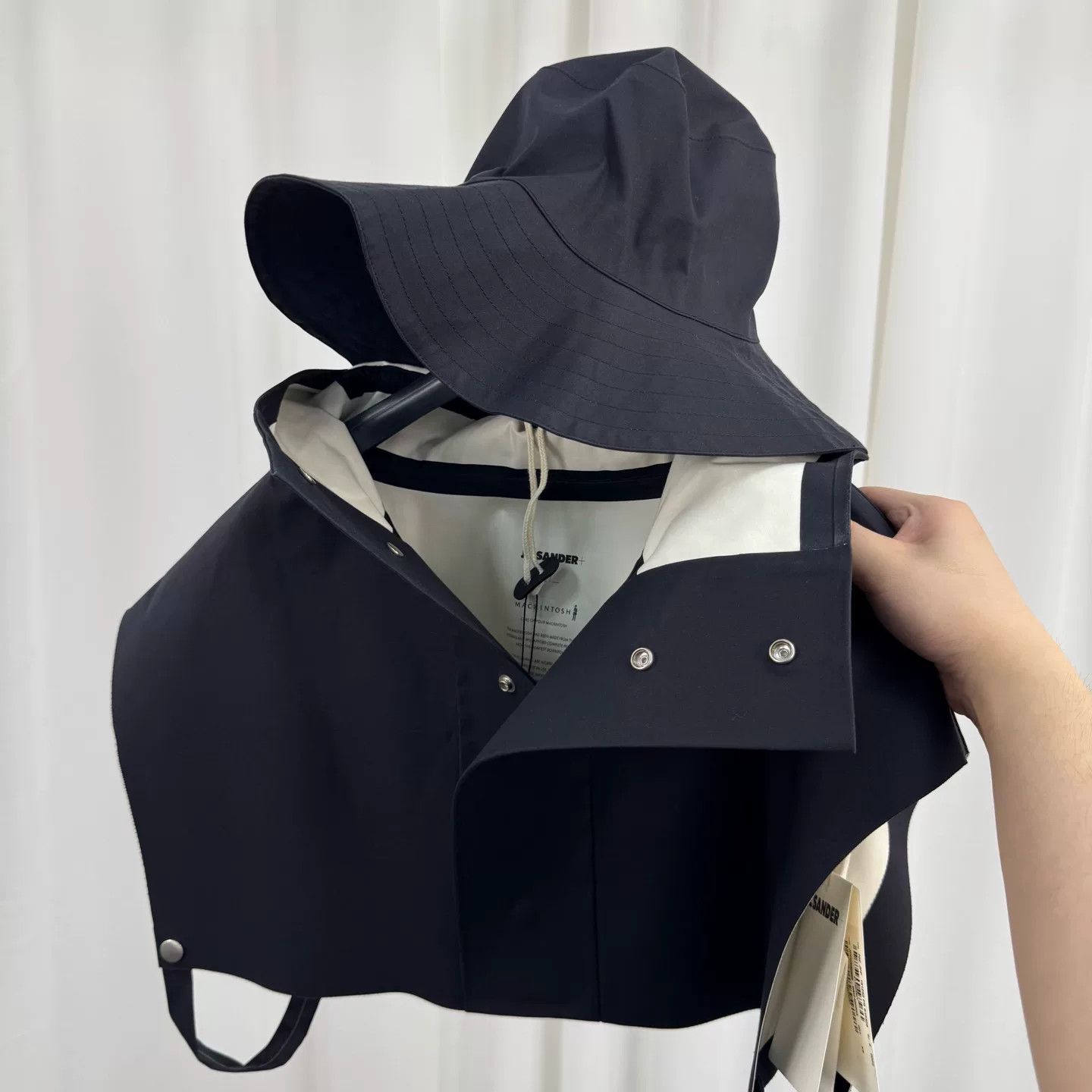 Jil Sander Jil Sander Mackintosh Collaboration Hooded Trench Vest Size S / US 4 / IT 40 - 2 Thumbnail