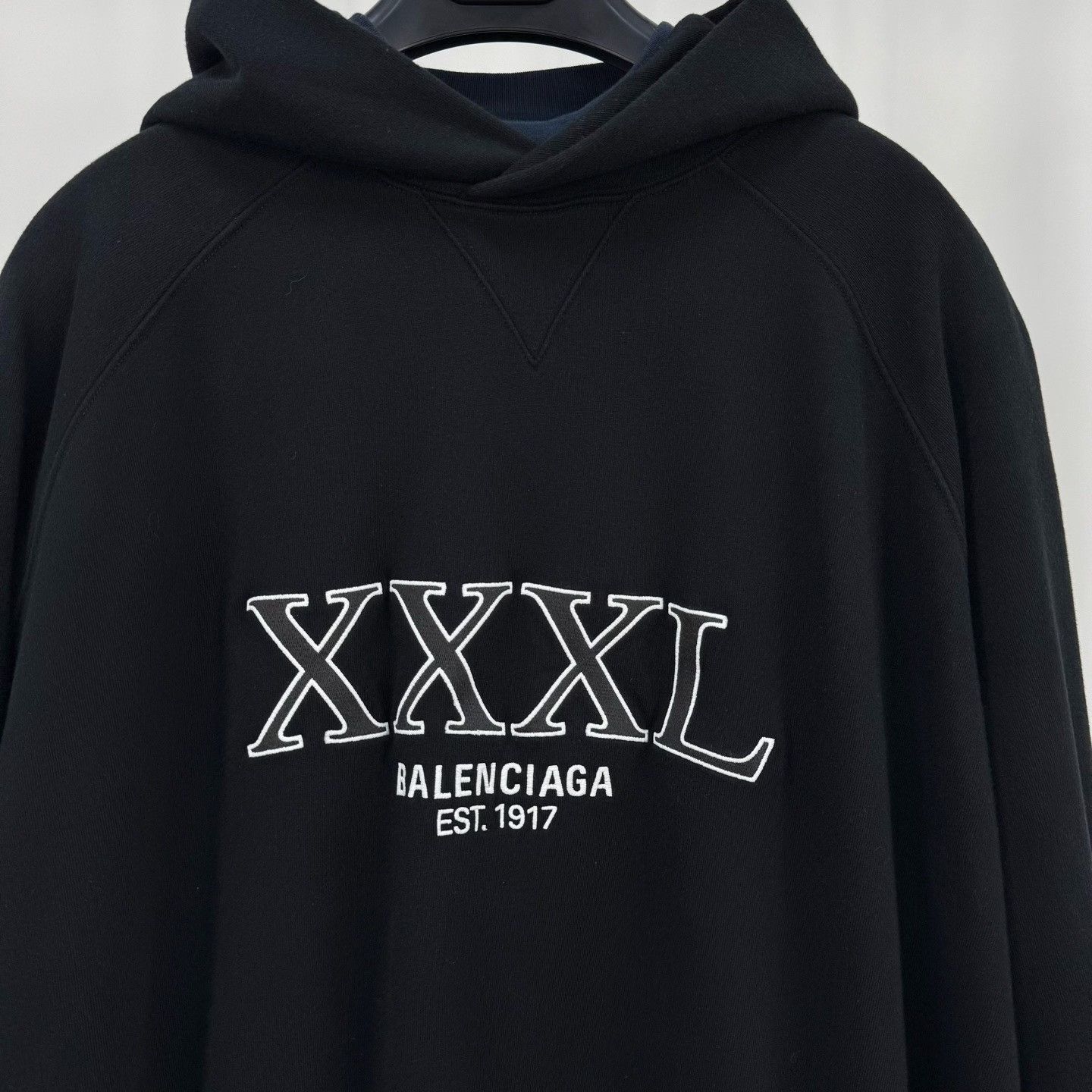 Balenciaga Balenciaga 22SS Runway 3XL Embroidered Hoodie Size US S / EU 44-46 / 1 - 2 Thumbnail