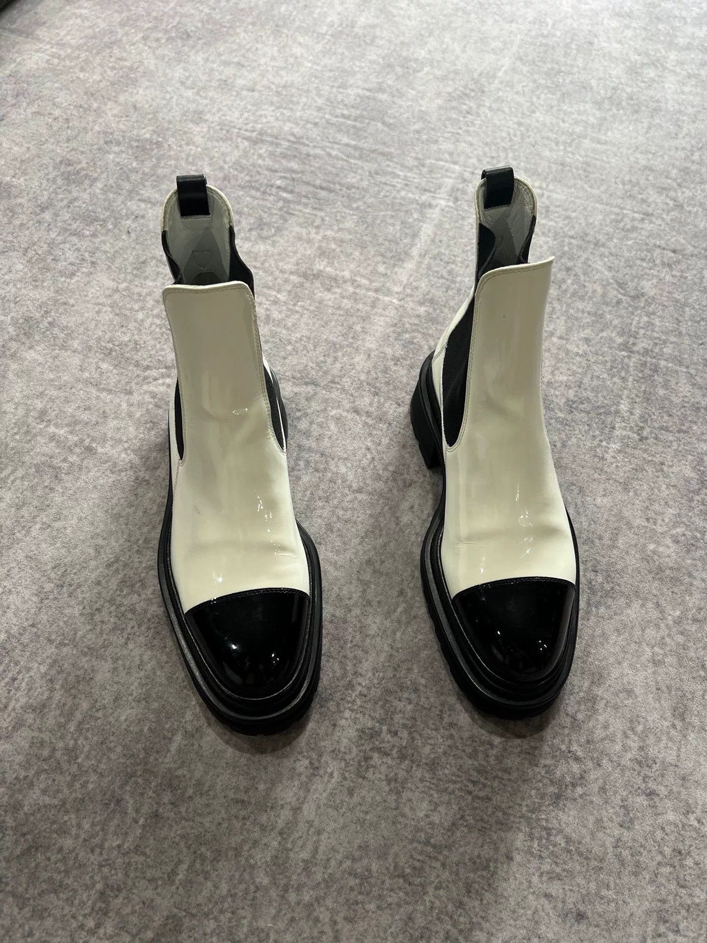 Chanel Chanel Black and White Short Boots Size US 5.5 / IT 35.5 - 2 Thumbnail