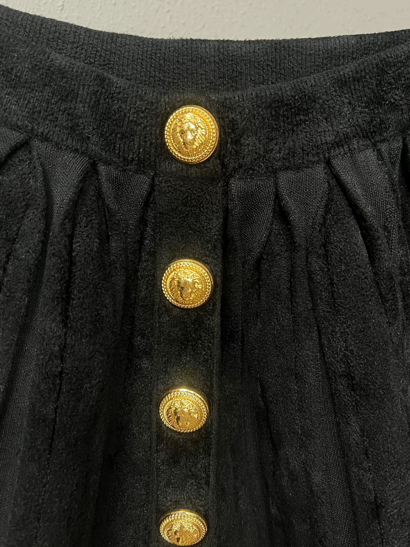 Balmain Balmain Gold Button Velvet Mini Skirt Size 36" / US 14 / IT 50 - 3 Thumbnail