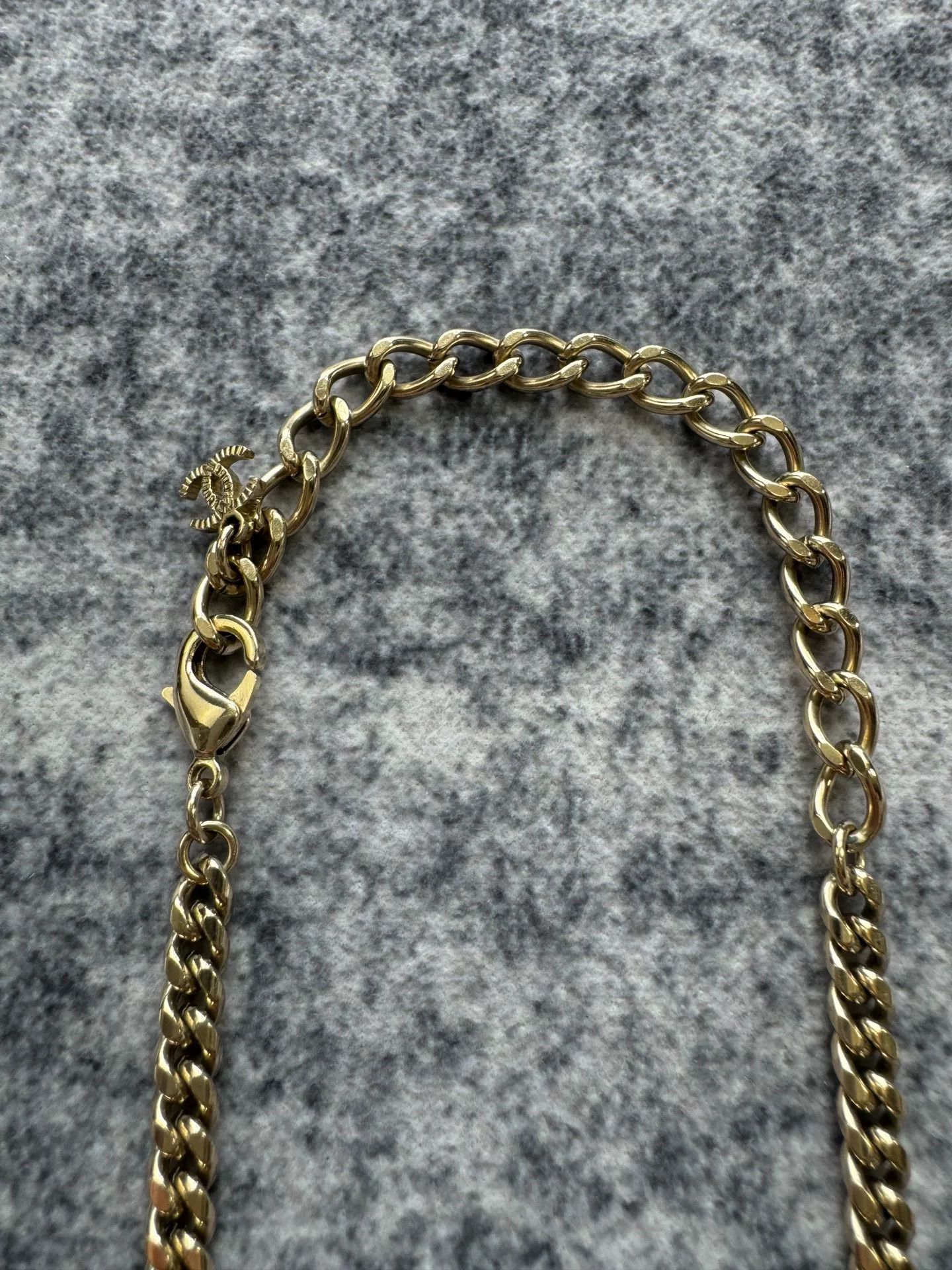 Chanel Chanel Diamond Perfume Bottle Necklace Size ONE SIZE - 3 Thumbnail