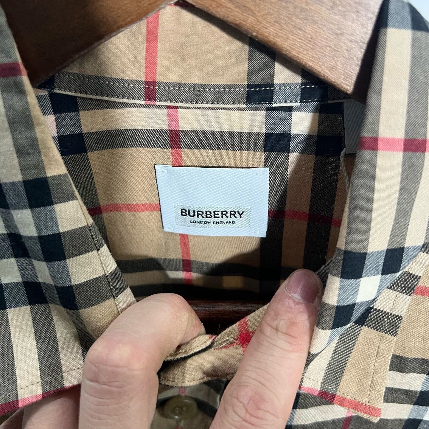 Burberry Burberry Plaid Shirt m Men Size US M / EU 48-50 / 2 - 3 Thumbnail