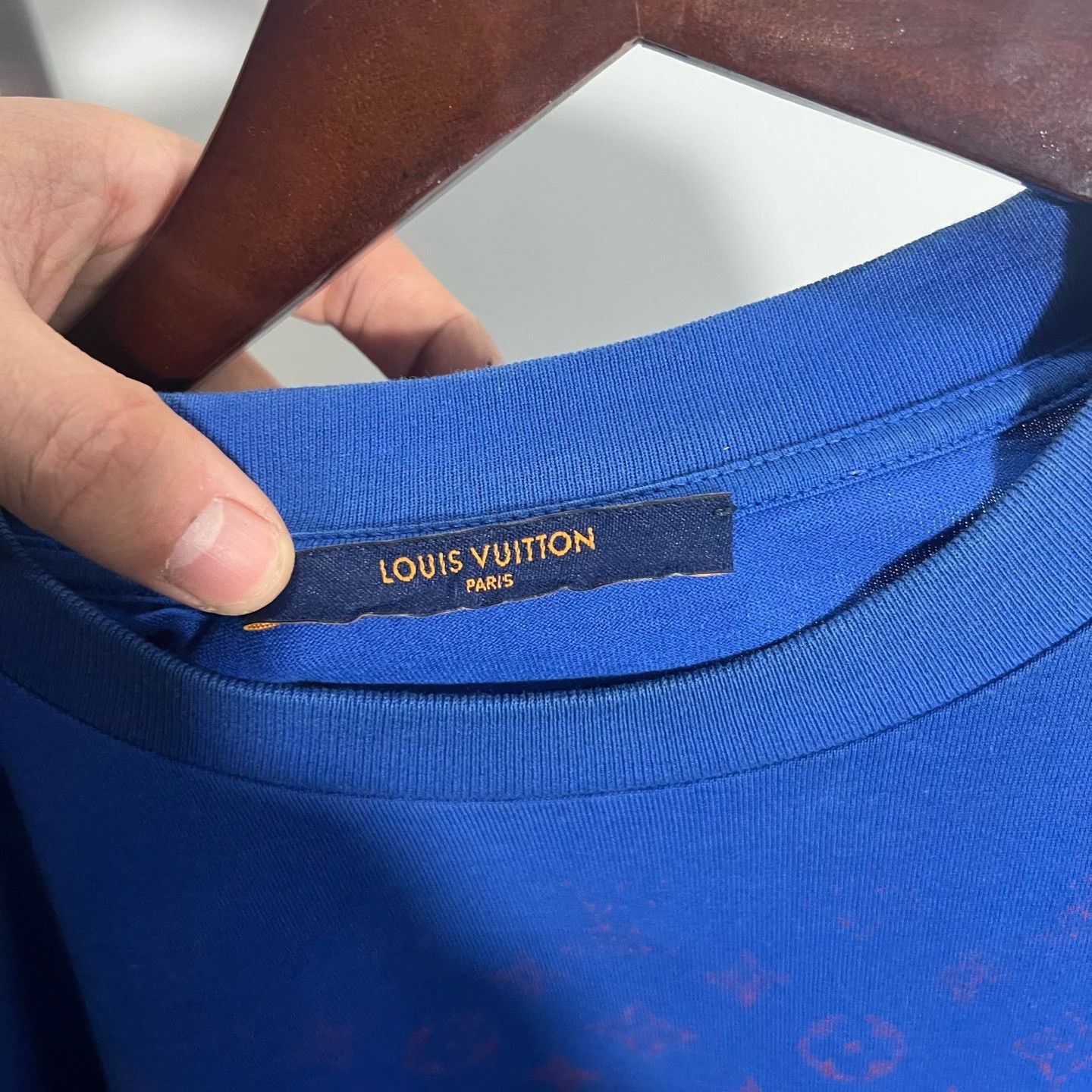 Louis Vuitton Louis Vuitton Tie-Dye Gradient Multi T-Shirt s Men Size US S / EU 44-46 / 1 - 3 Thumbnail