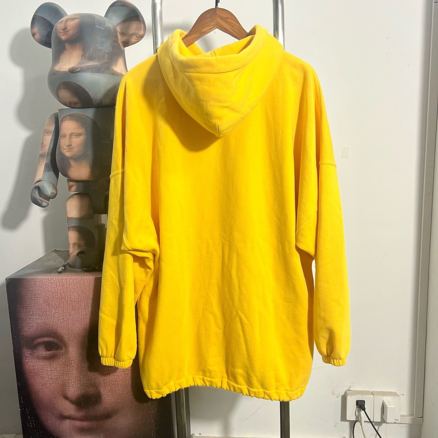 Balenciaga Balenciaga Retro Embroidered Hoodie XS Women Size XS / US 0-2 / IT 36-38 - 2 Thumbnail