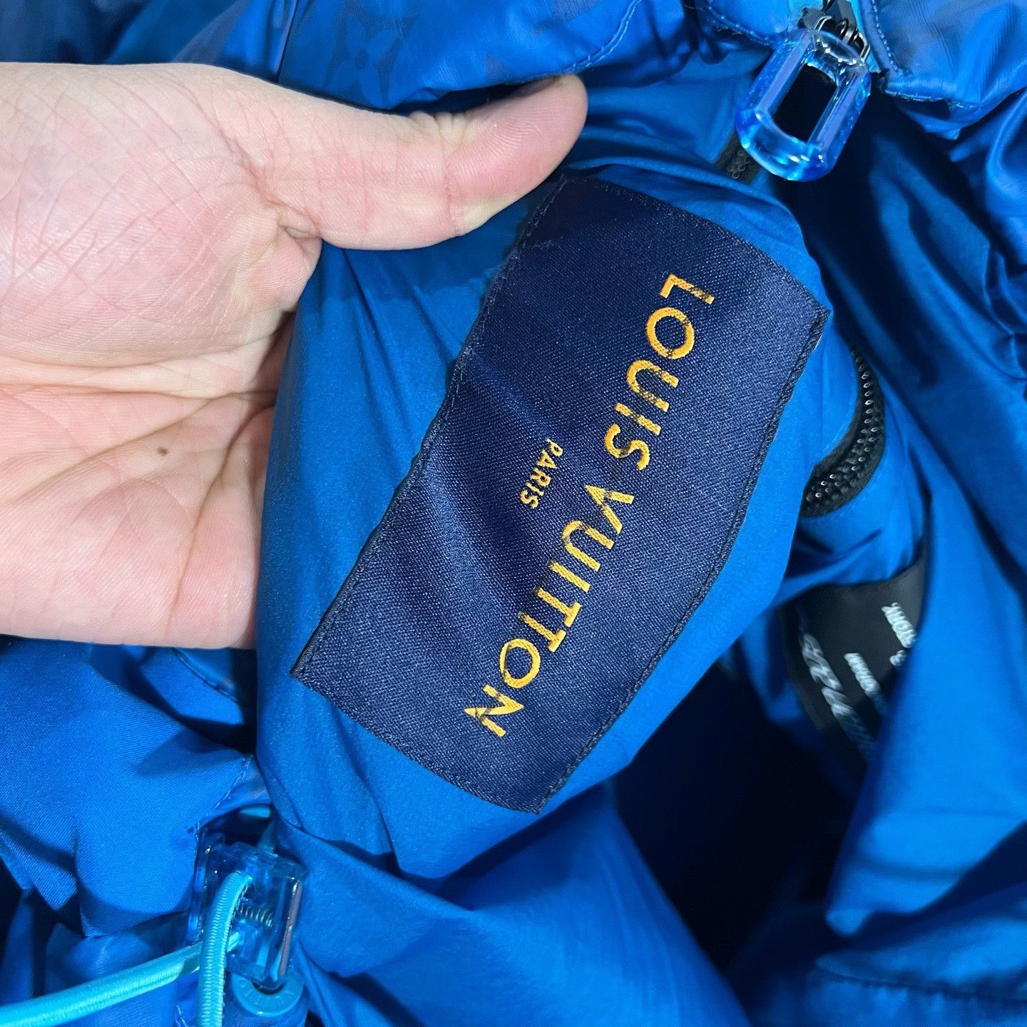 Louis Vuitton Louis Vuitton Down Blue Heavy Coat s Men Size US S / EU 44-46 / 1 - 3 Thumbnail