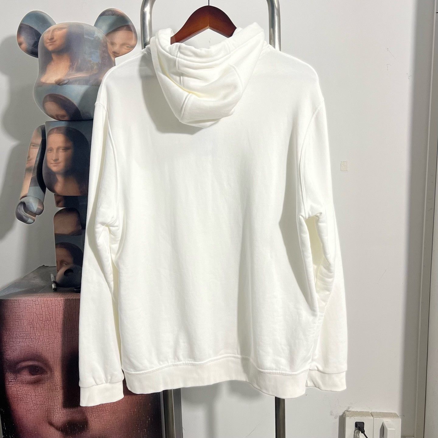 Burberry Burberry White Hoodie l Men Size US L / EU 52-54 / 3 - 2 Thumbnail