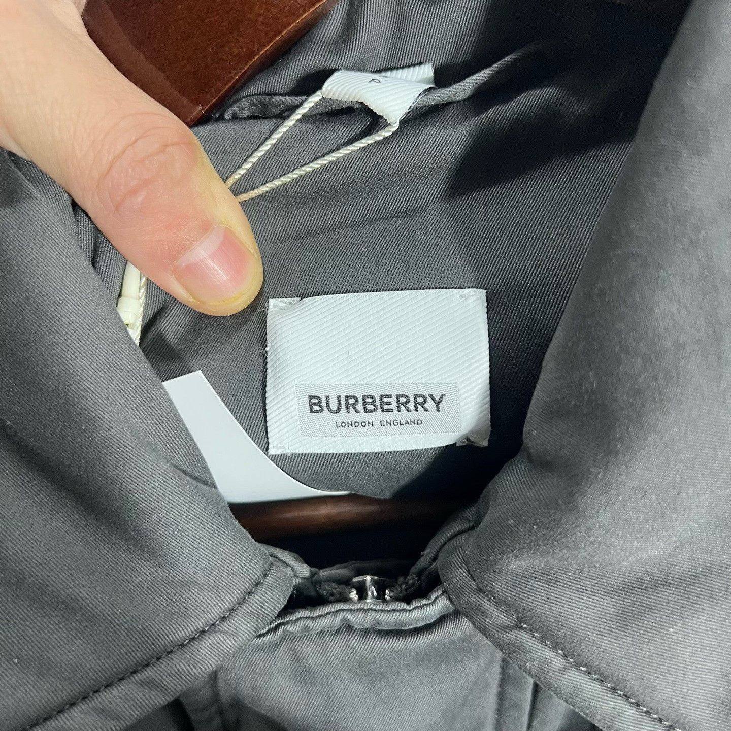 Burberry Burberry Down Gray Heavy Coat s Men Size US S / EU 44-46 / 1 - 3 Thumbnail