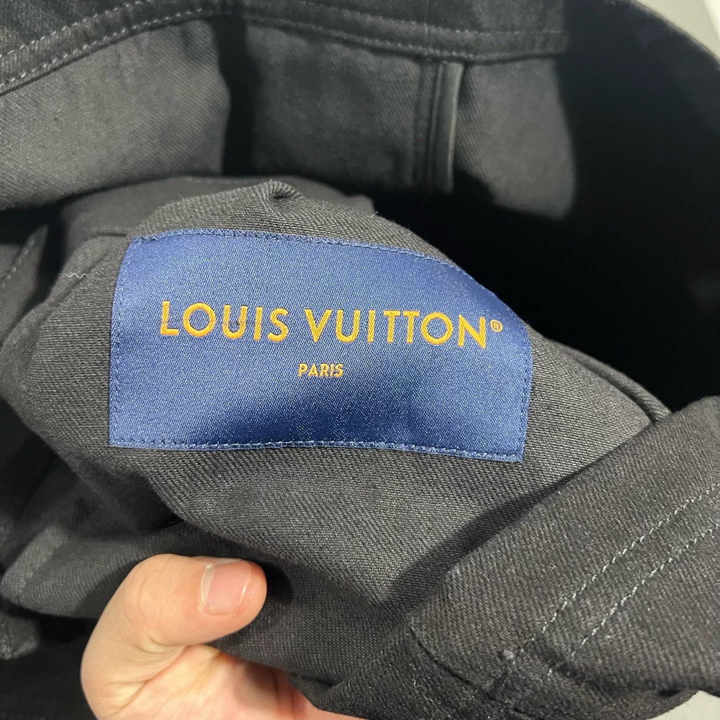 Louis Vuitton Louis Vuitton Denim Black Light Jacket s Men Size US S / EU 44-46 / 1 - 3 Thumbnail