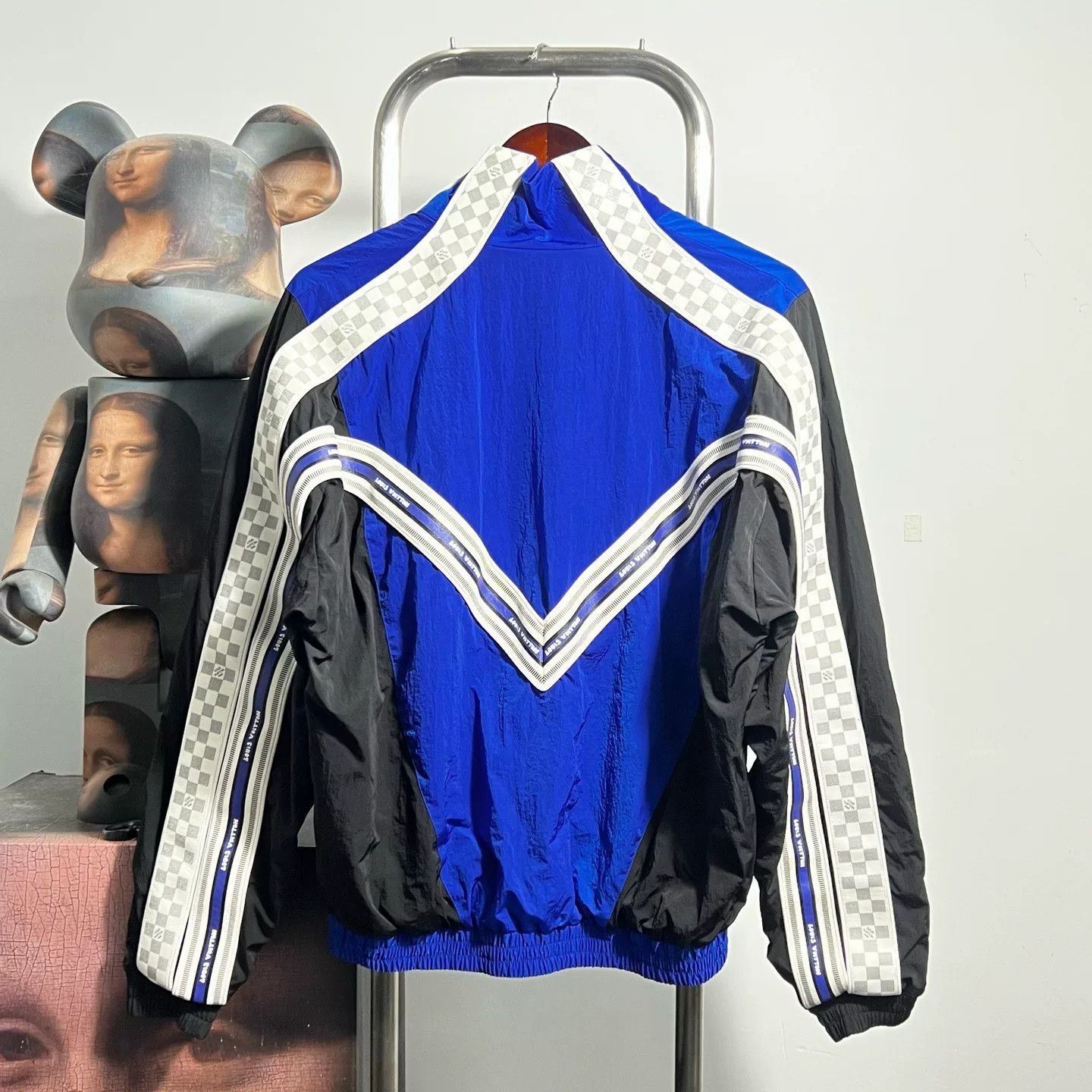 Louis Vuitton Louis Vuitton Jacket L Men Size US L / EU 52-54 / 3 - 2 Thumbnail