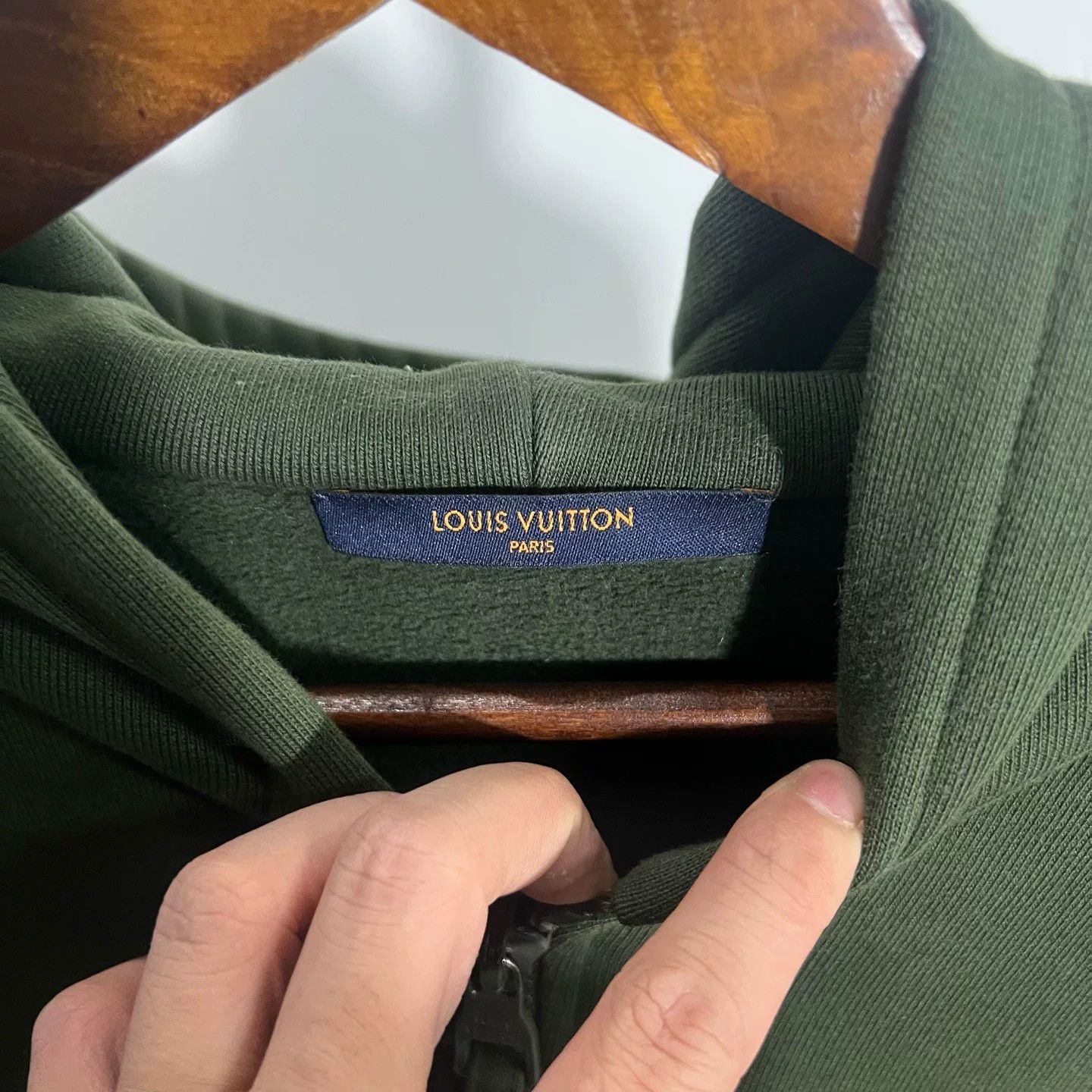 Louis Vuitton Louis Vuitton Green Hoodie l Men Size US L / EU 52-54 / 3 - 3 Thumbnail