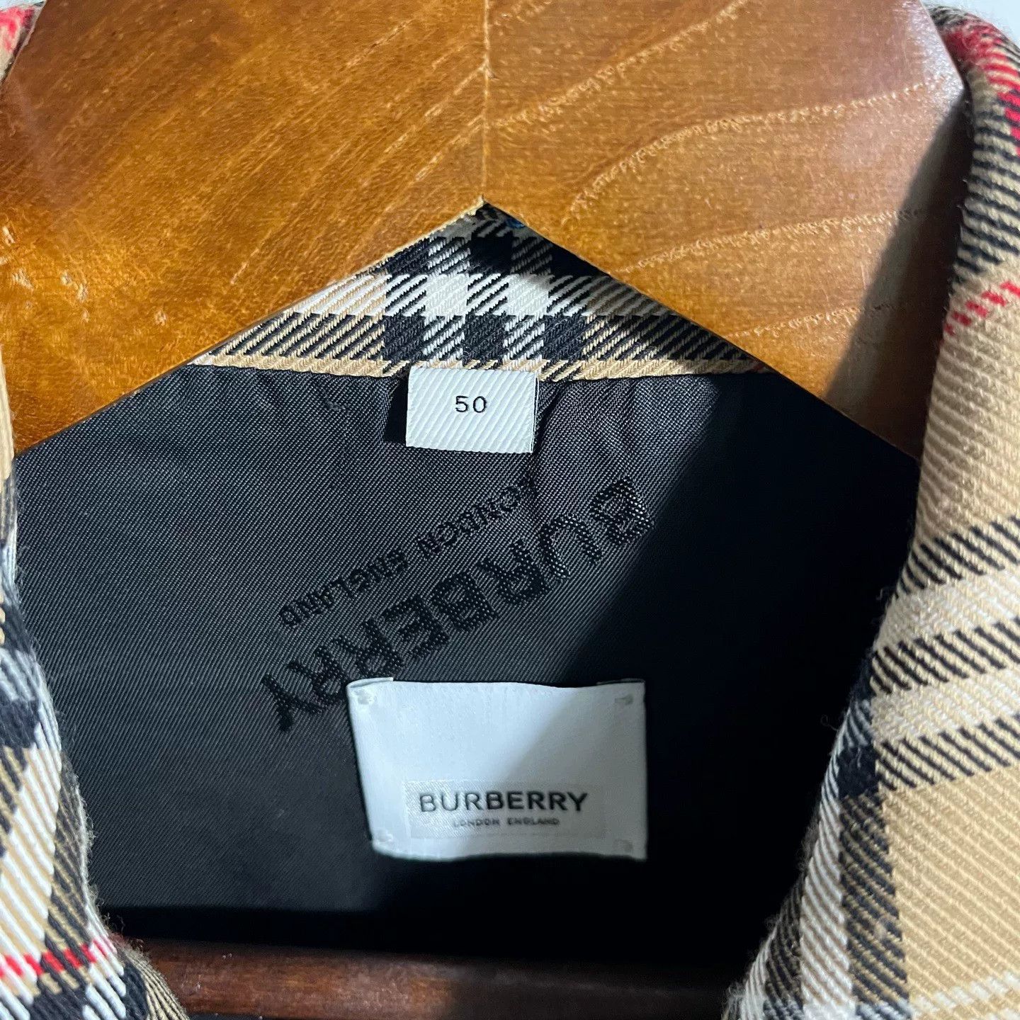 Burberry Burberry Embroidered Plaid Light Jacket s Men Size US S / EU 44-46 / 1 - 3 Thumbnail
