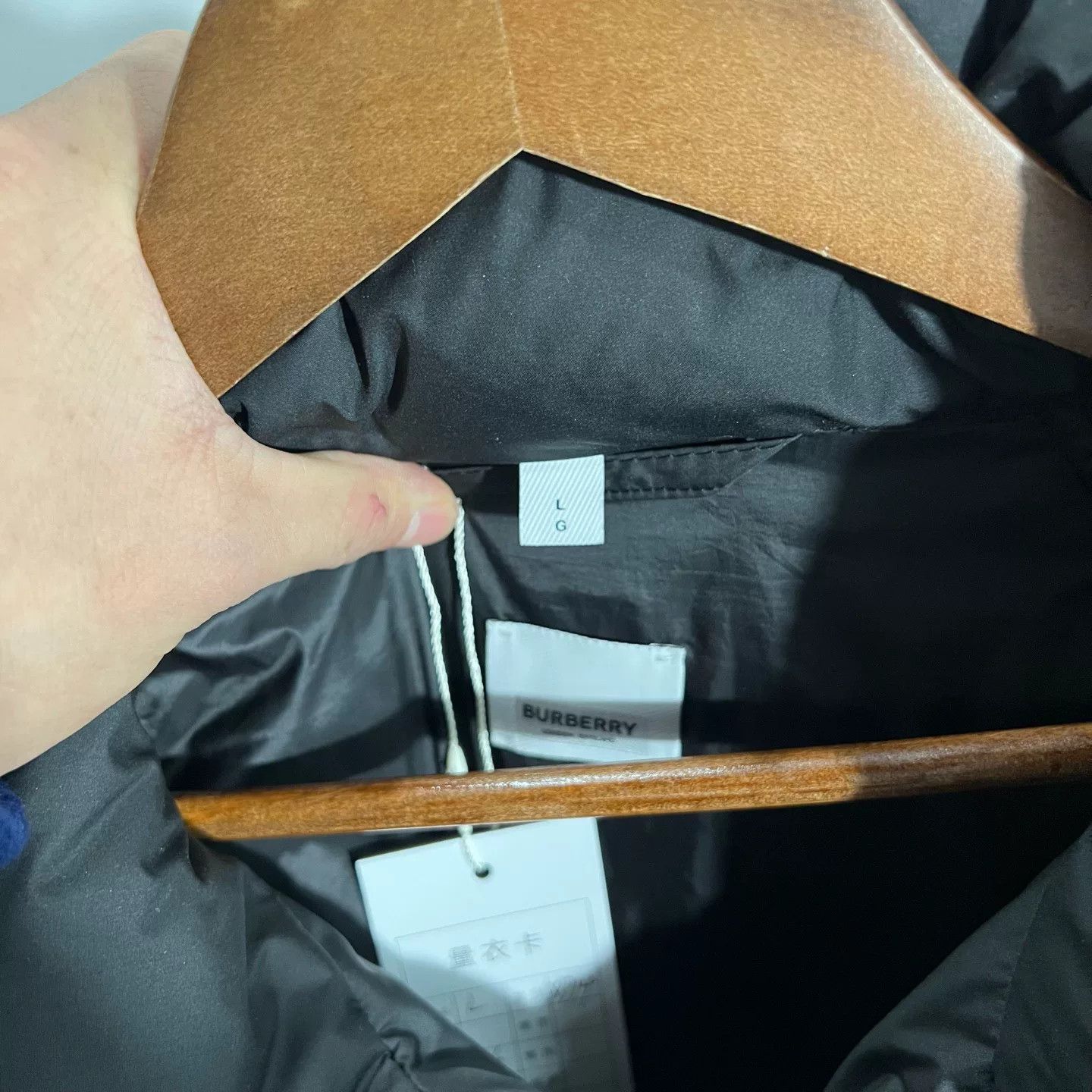 Burberry Burberry Down Multi Heavy Coat l Men Size US L / EU 52-54 / 3 - 3 Thumbnail
